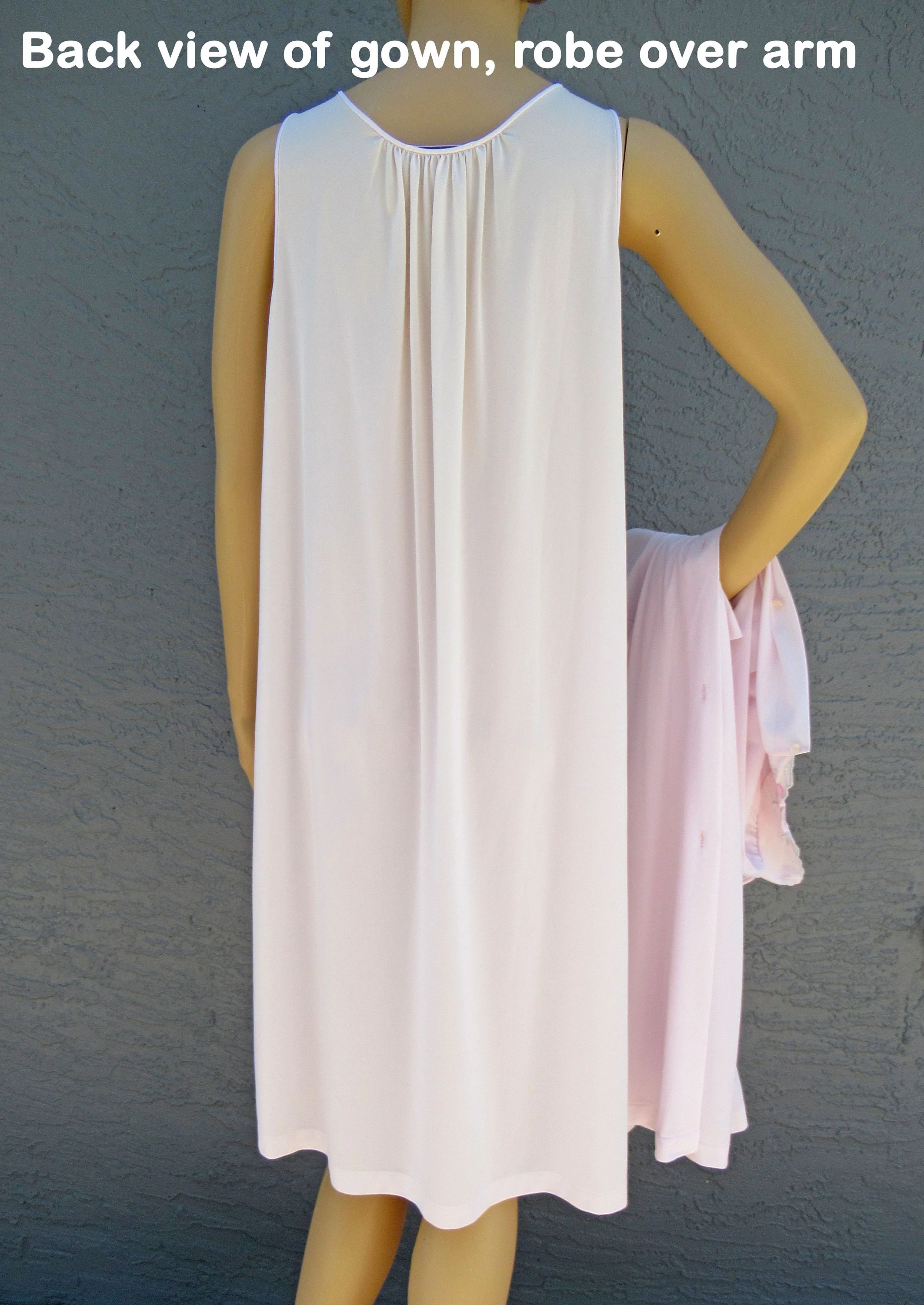Robe and Nightgown Set Blush Pink Shadowline Knee Length Nylon Button Front Robe Sleeveless Gown Floral Embroidery Yoke by Shadowline - Image 10