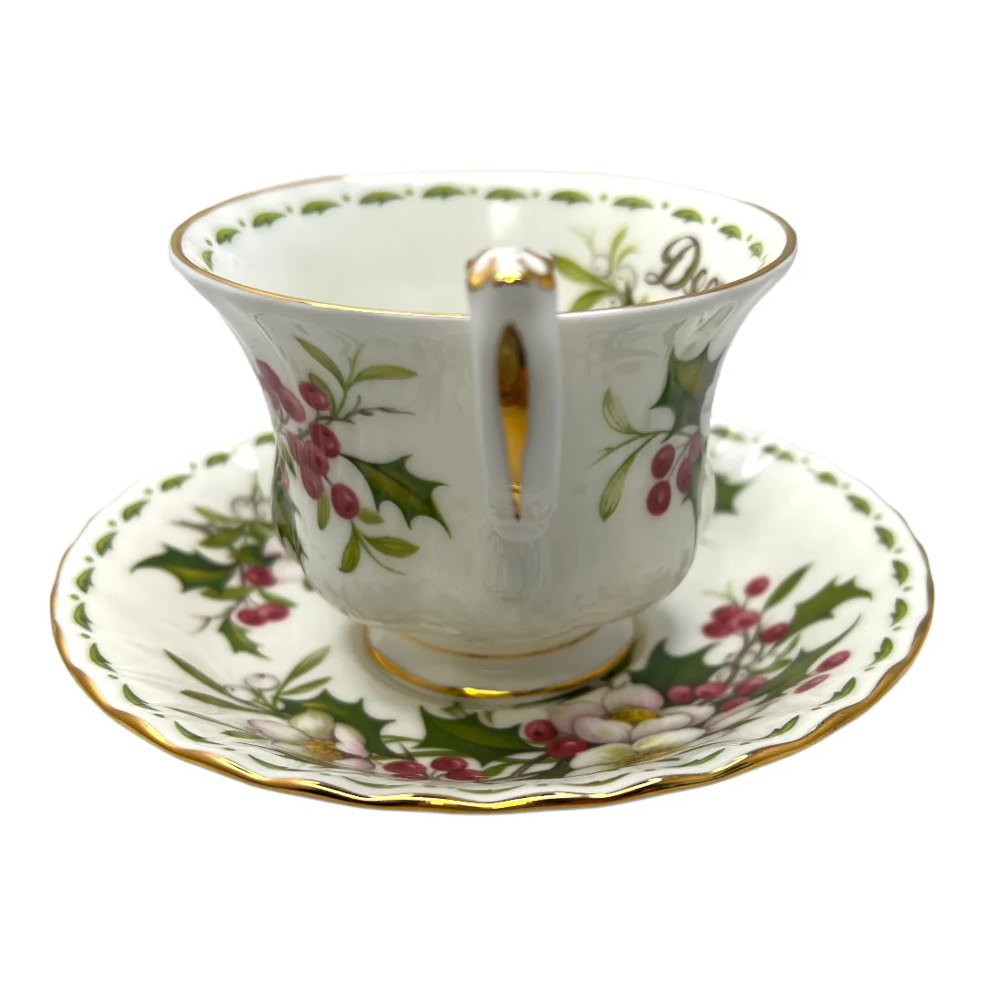 Royal Albert 1970 Christmas Rose Flower of The Month December by Royal Albert - Image 9