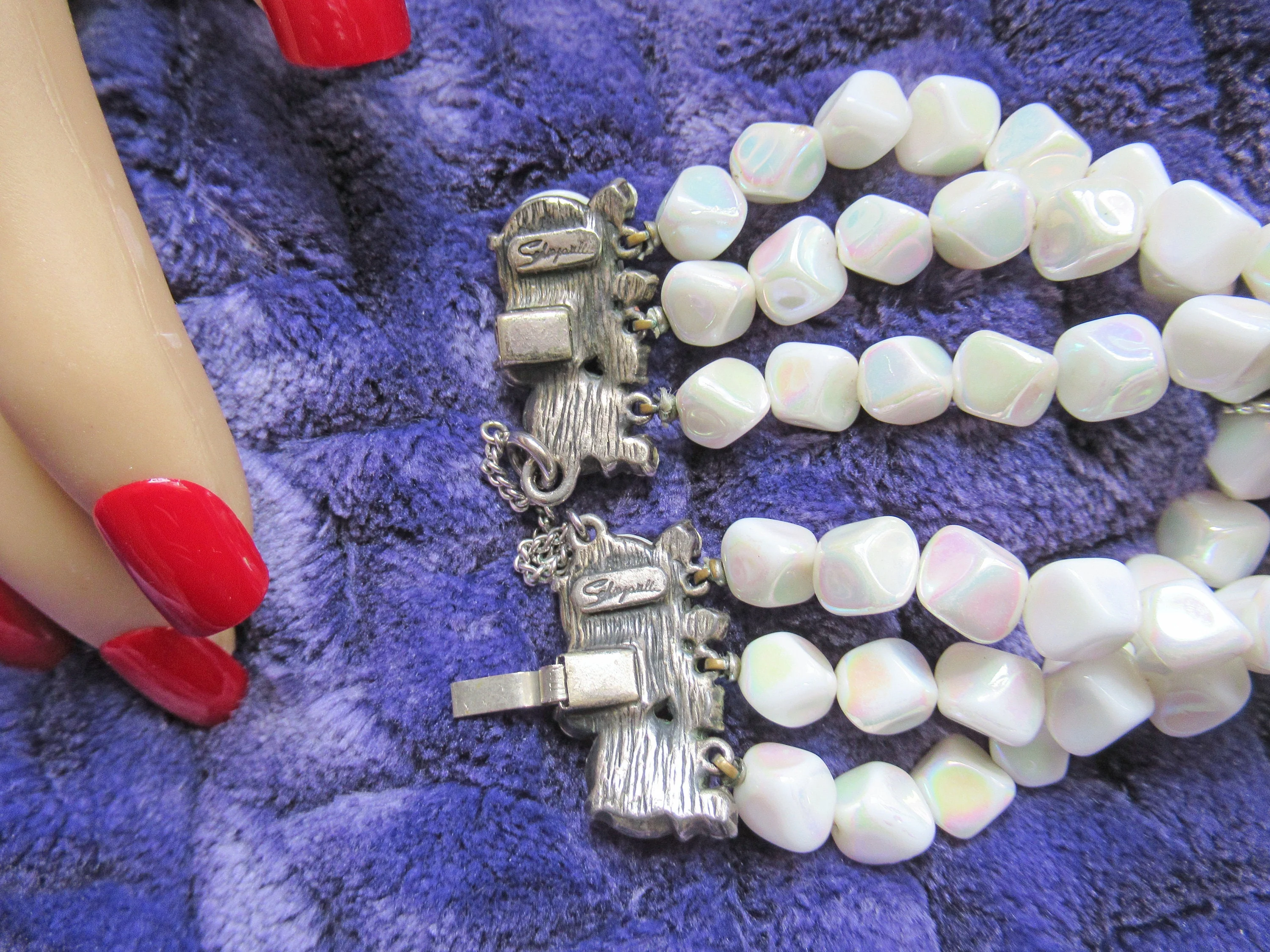 Schiaparelli Triple Strand Bracelet Double Signed Rare Vintage White Bumpy Bead Aurora Borealis and Prong Set Rhinestones 7 Es Long by Schiaparelli - Image 4