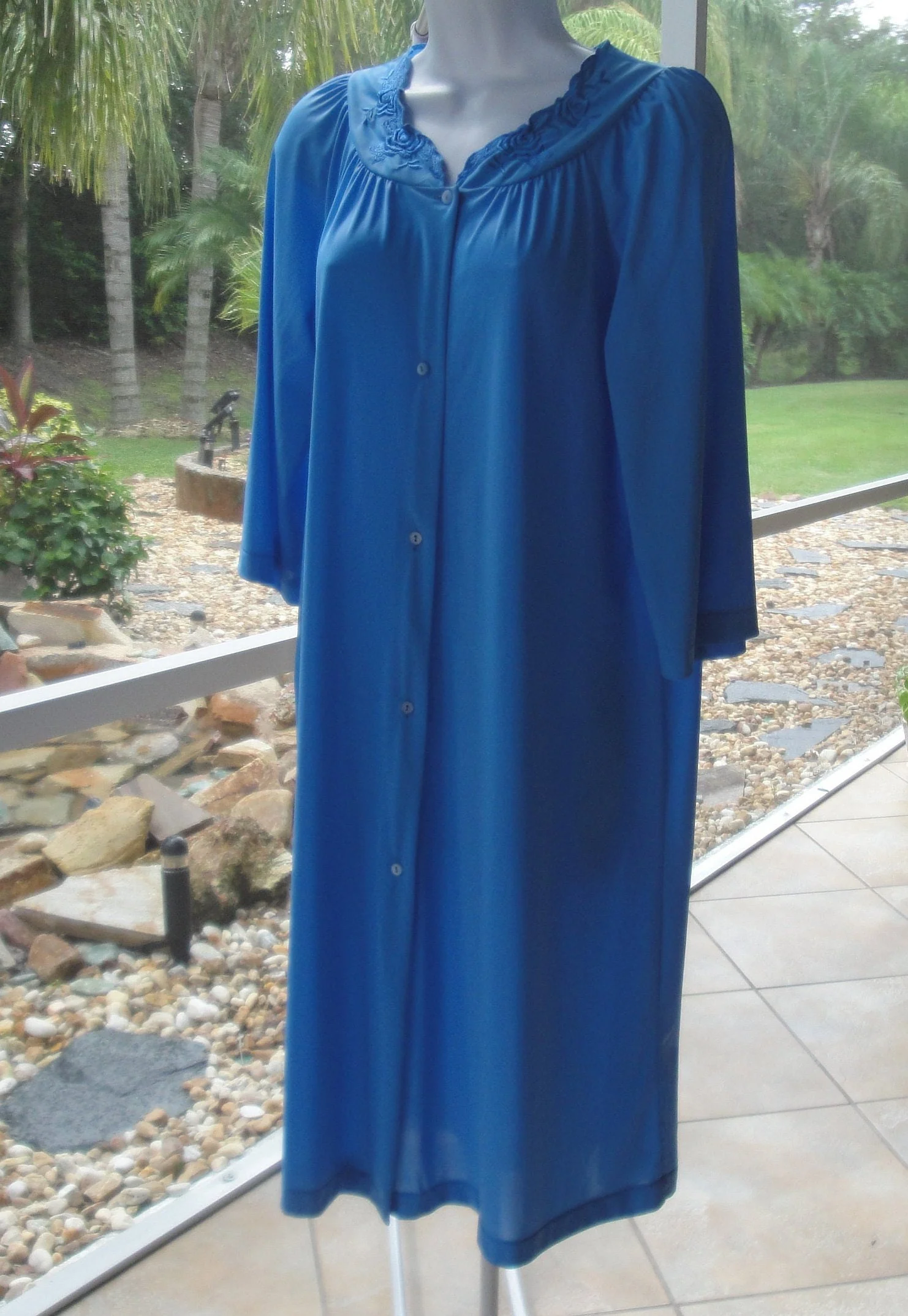 Shadowline Nylon Robe Cobalt Blue Floral Trim Yoke Small Sleeve Front Buttons Side Pocket Knee Length Vintage by Shadowline - Image 4