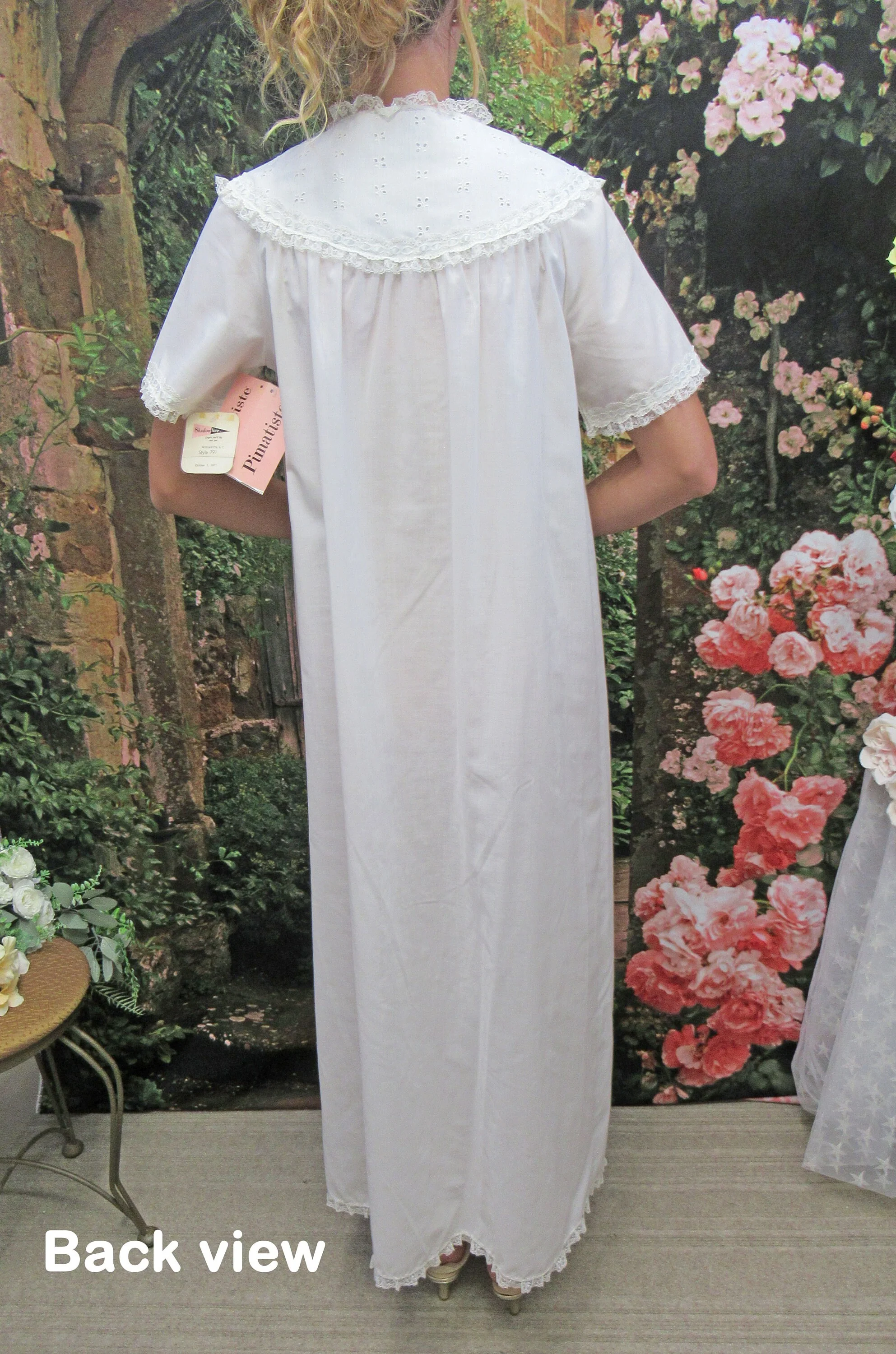 Shadowline White Robe Never Worn Pastel Blue Ribbon Trim Sm Pimatiste Dacron Polyesterpima Cotton 1971 Tag by Shadowline - Image 9