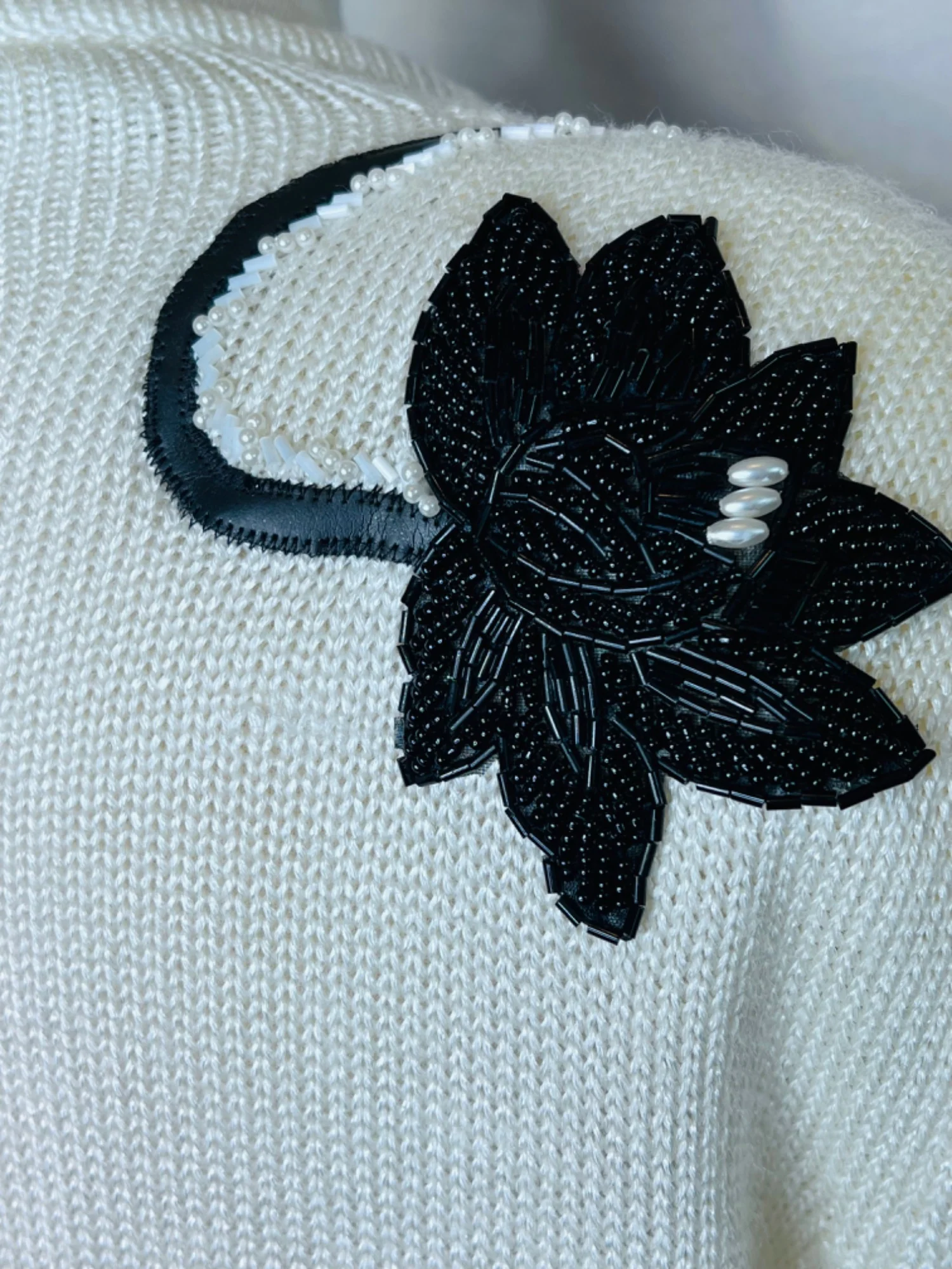 Shannan 80s Hand Beaded Floral Sweater Leather Patch Colorblock Large by Shannan - Image 9