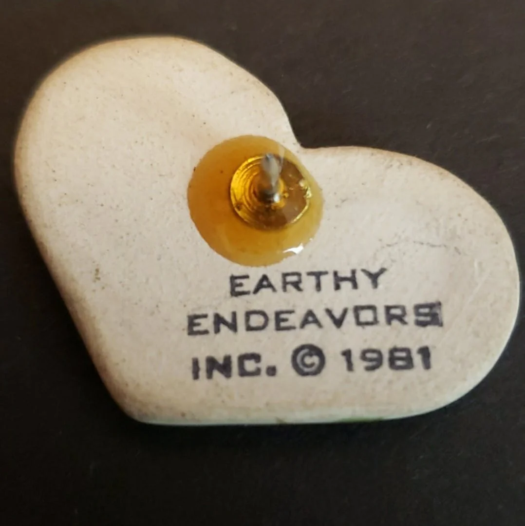 80's Shirley Personalized Ceramic Heart Pin by Earthy Endeavors - Image 3