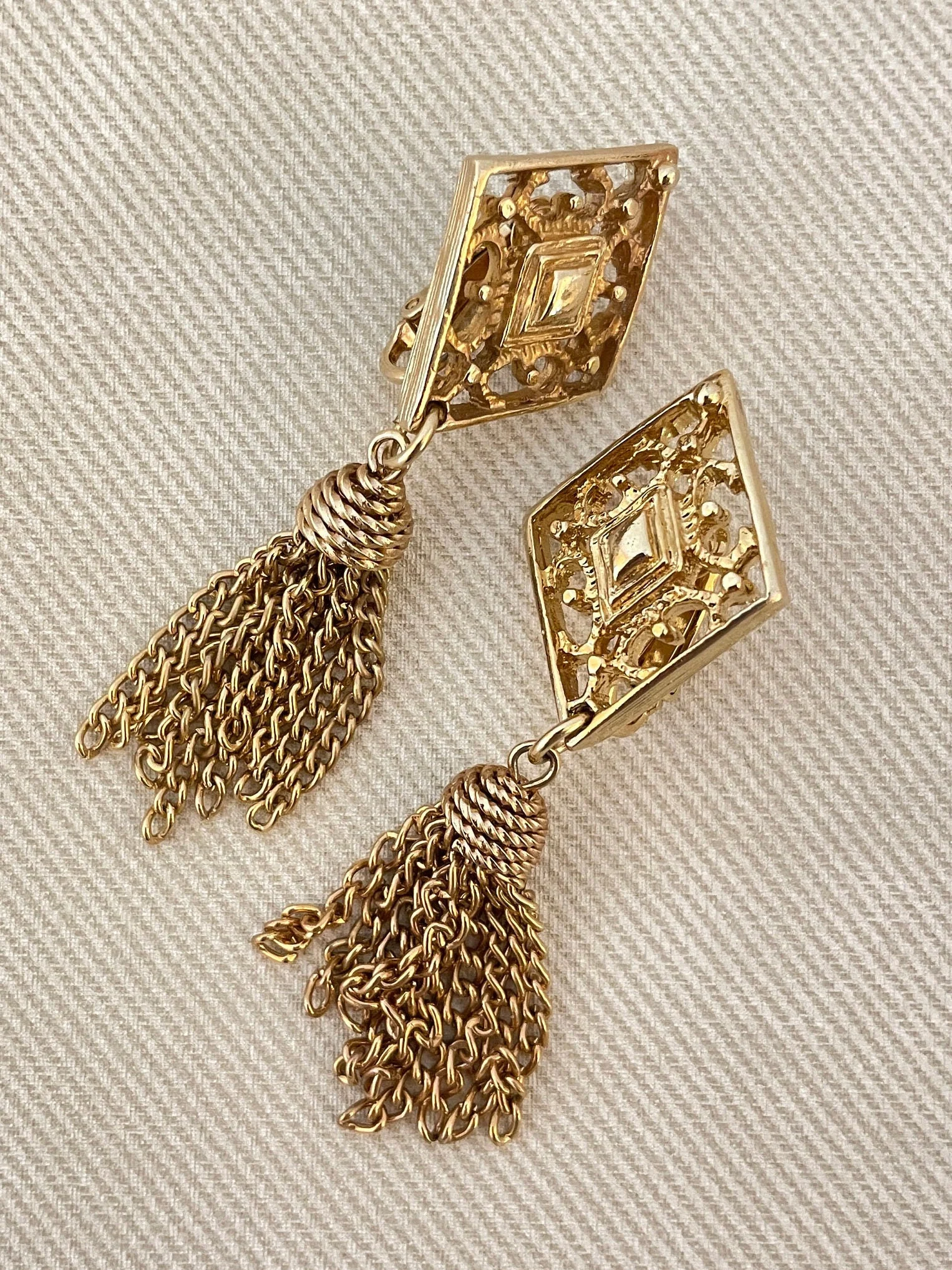 Signed Chain Tassel Clip On Statement Earrings by Sarah Coventry - Image 3