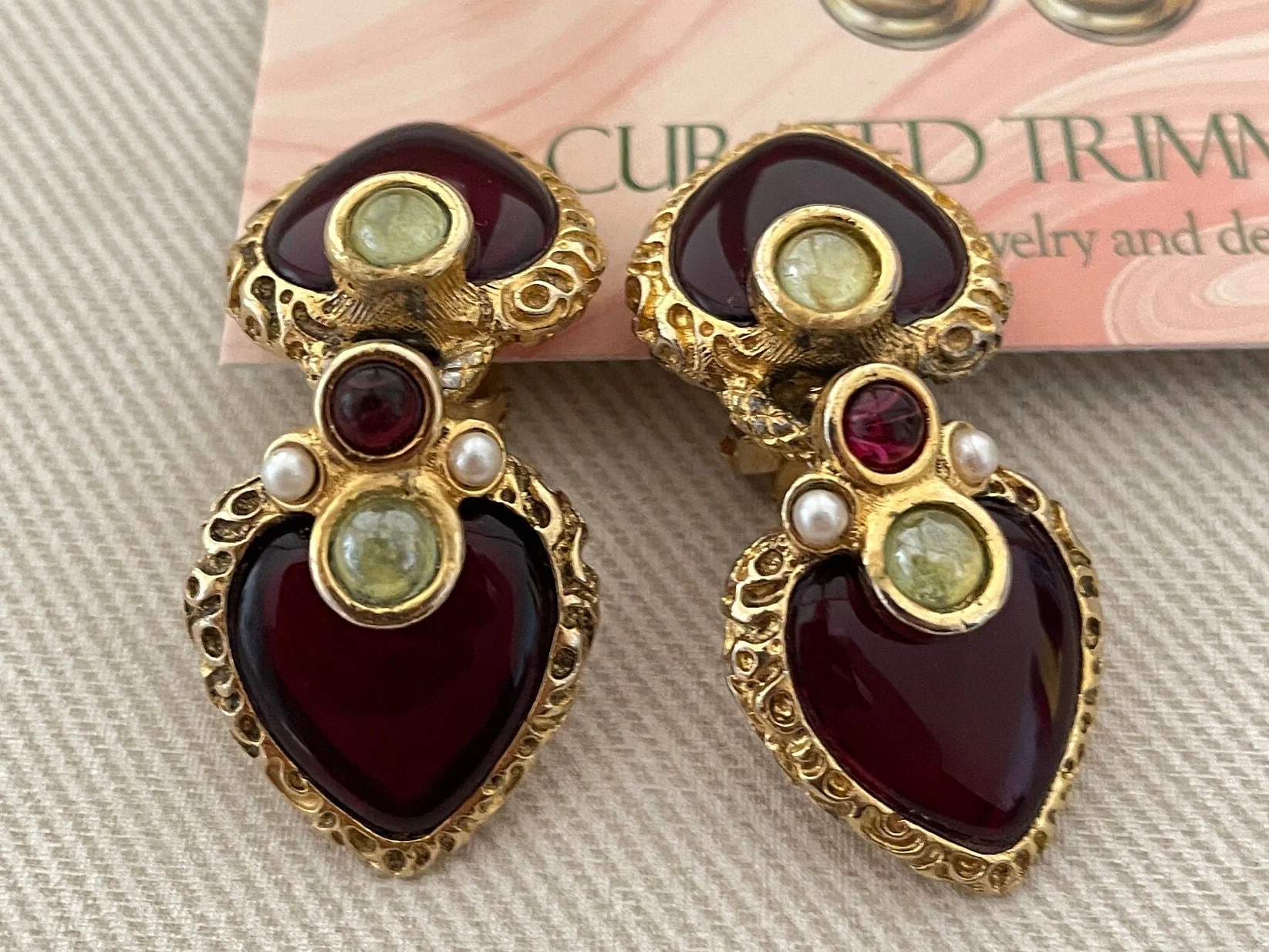 Signed Gripoix Style Glass Stone Mogul Clip On Statement Earrings by Barrera - Image 3