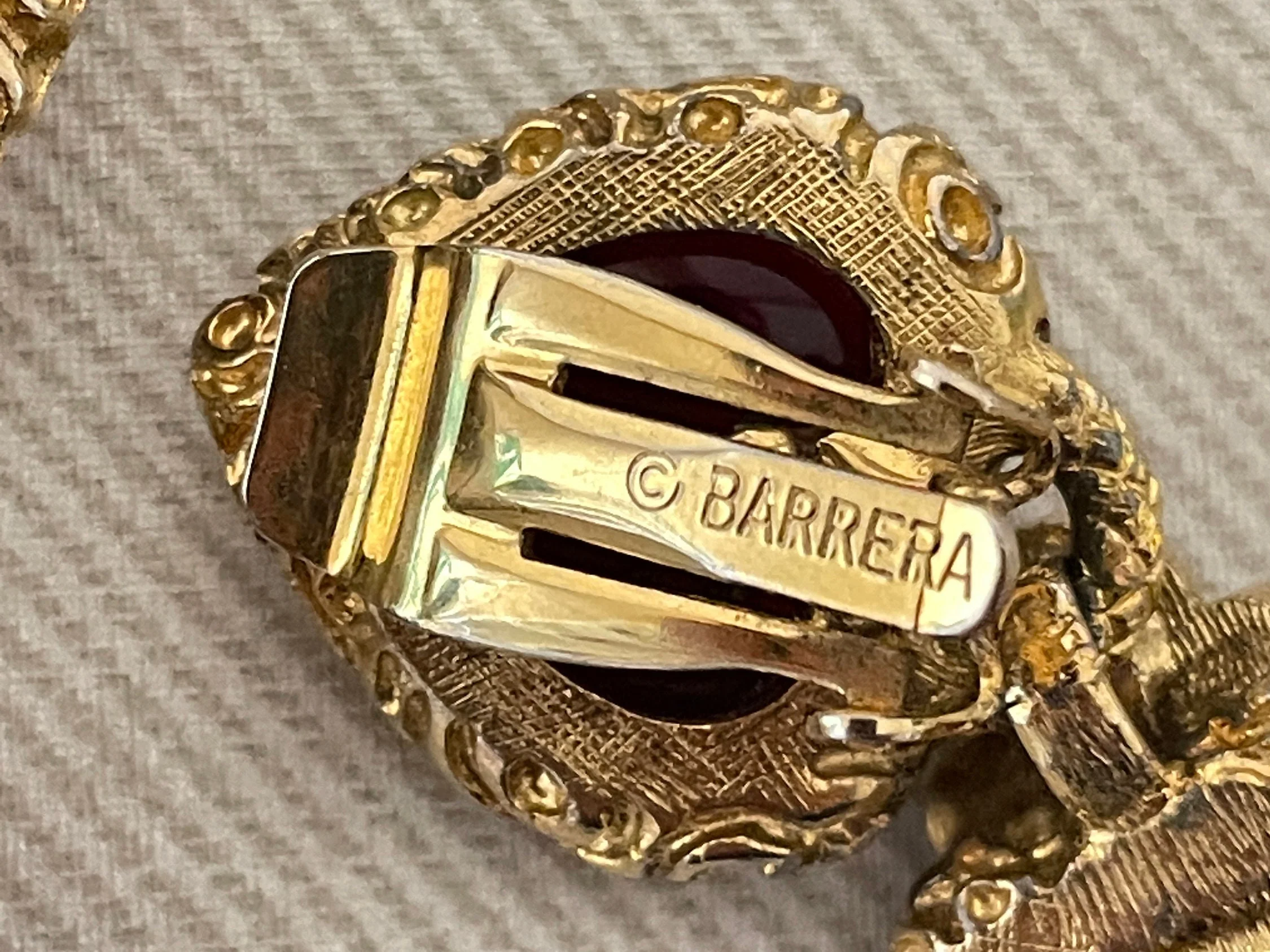 Signed Gripoix Style Glass Stone Mogul Clip On Statement Earrings by Barrera - Image 5
