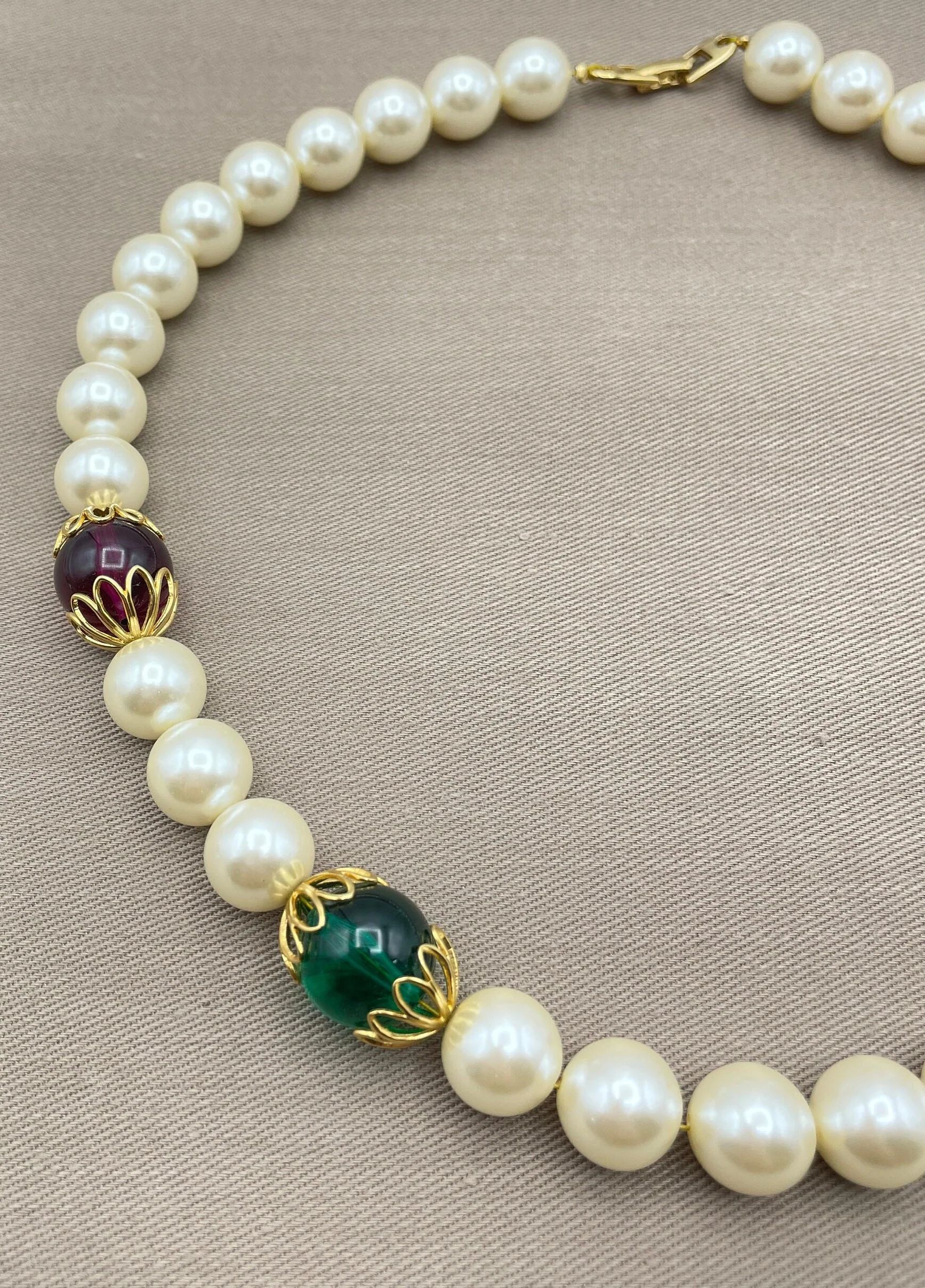 Signed Pearl Choker with Colorful Lucite Beads Amethyst Ruby Emerald Sapphire by Napier - Image 6