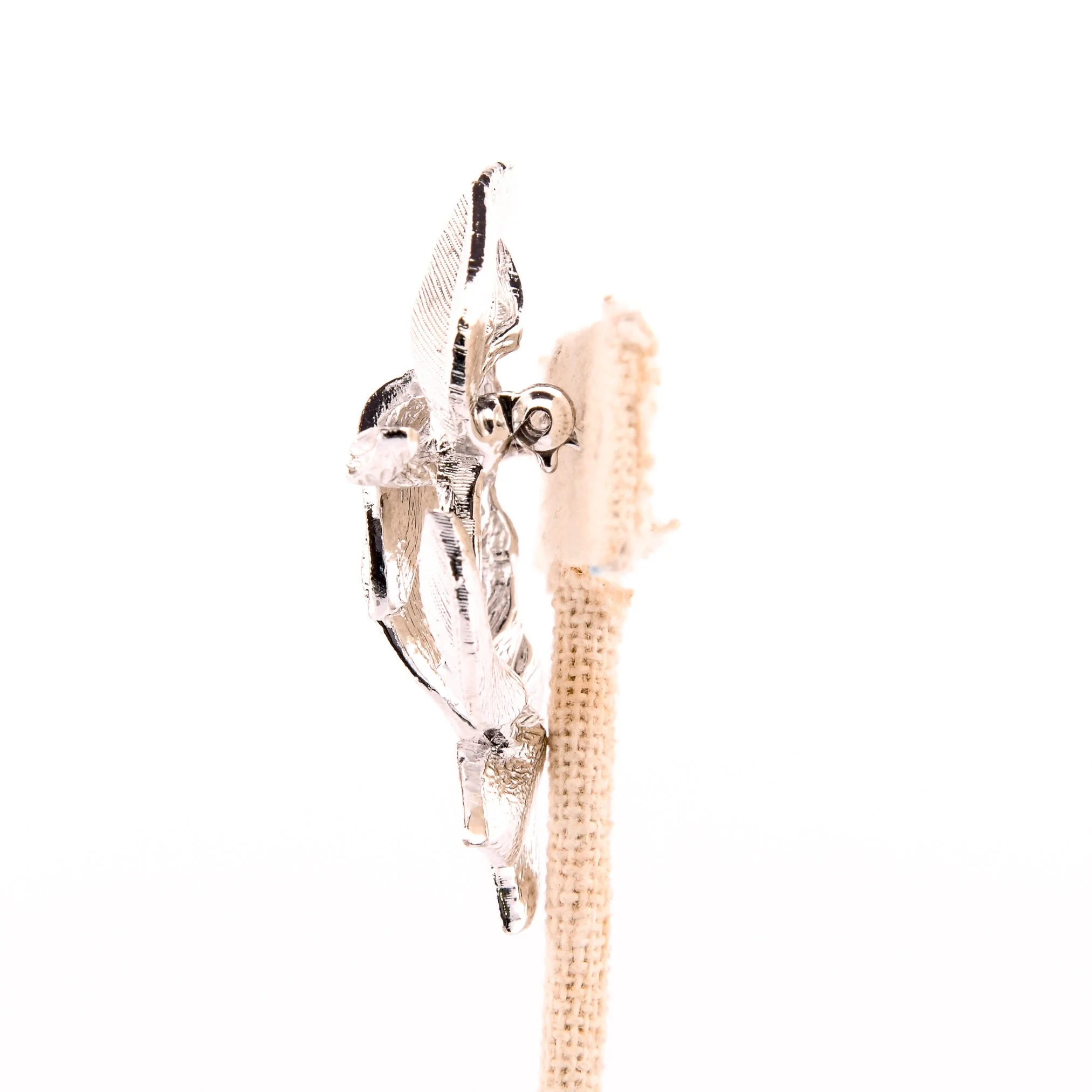Silver Laurel Leaf Wreath Brooch Pin - Image 3