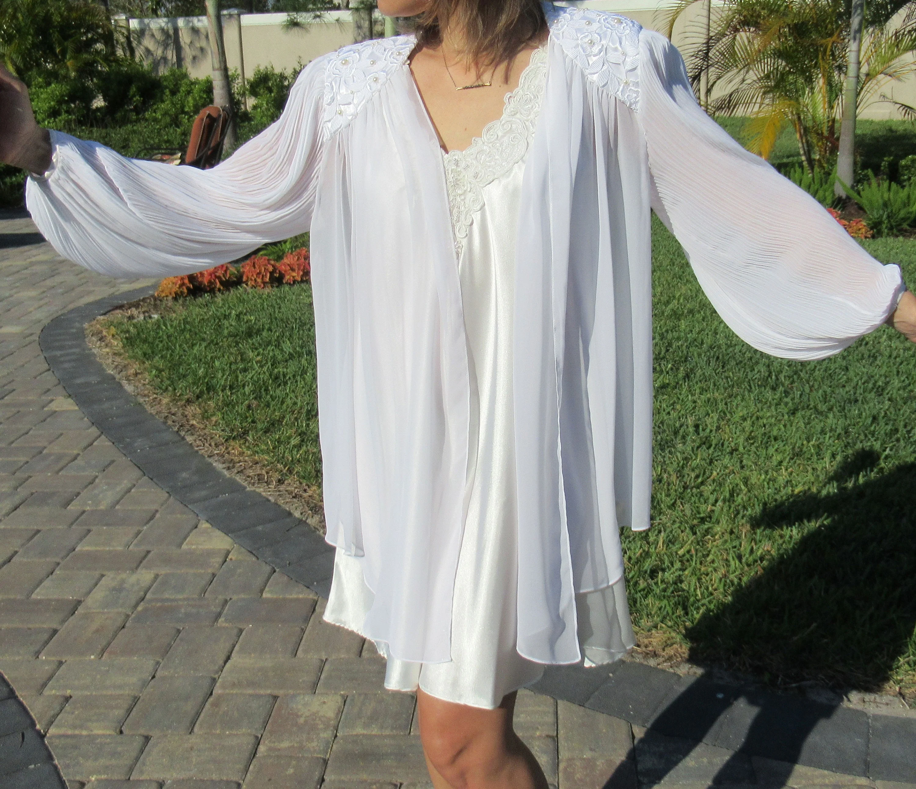 Sm Flora Nikrooz Negligee Sheer White Pleated Sleeve Open Front Robe Bonus Low V-Neck Gown Lace Floral Applique Chic by Flora Nikrooz - Image 9