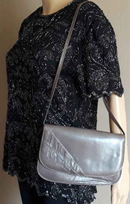 80's Smooth Faux Leather Crossbody Clutch Purse - Image 3