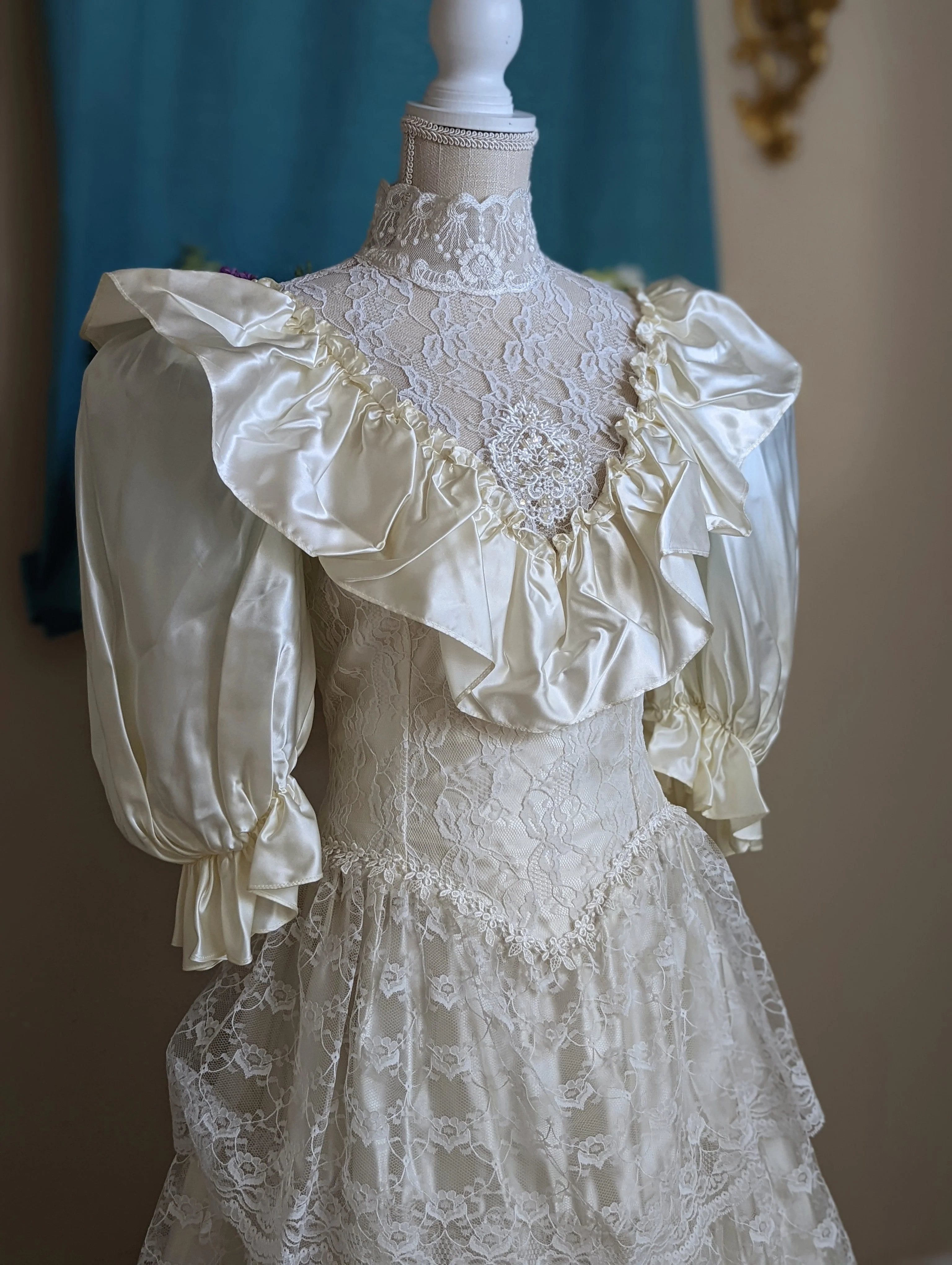 Southern Belle Inspired Renaissance Vintage Wedding Dress - Image 3
