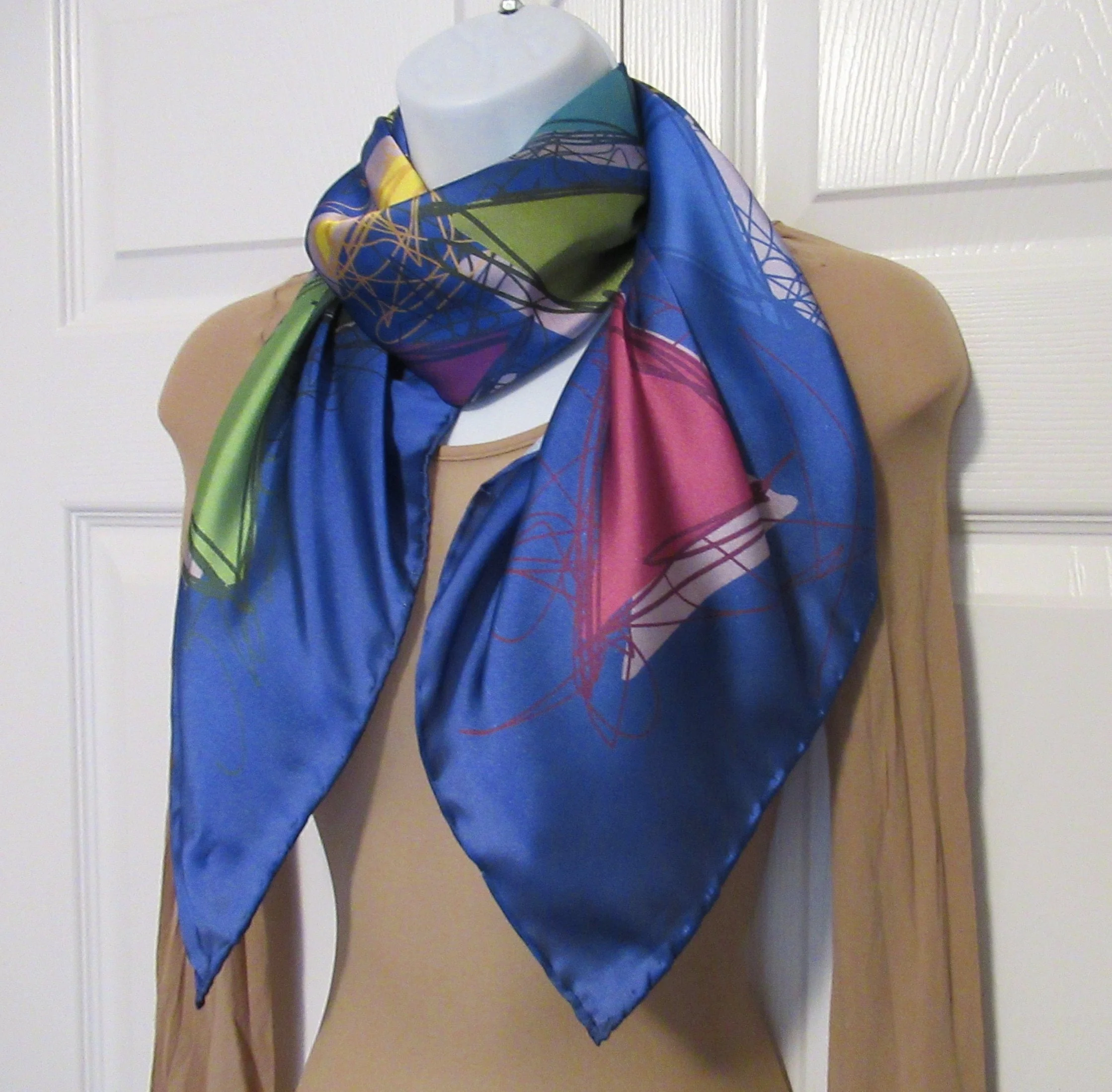 Square Scarf Heybeli Gold Made In Turkey Hand Rolled Hem Edges Abstract W Blue Pink Green Yellow Purple White Vintage by Heybeli Gold - Image 8