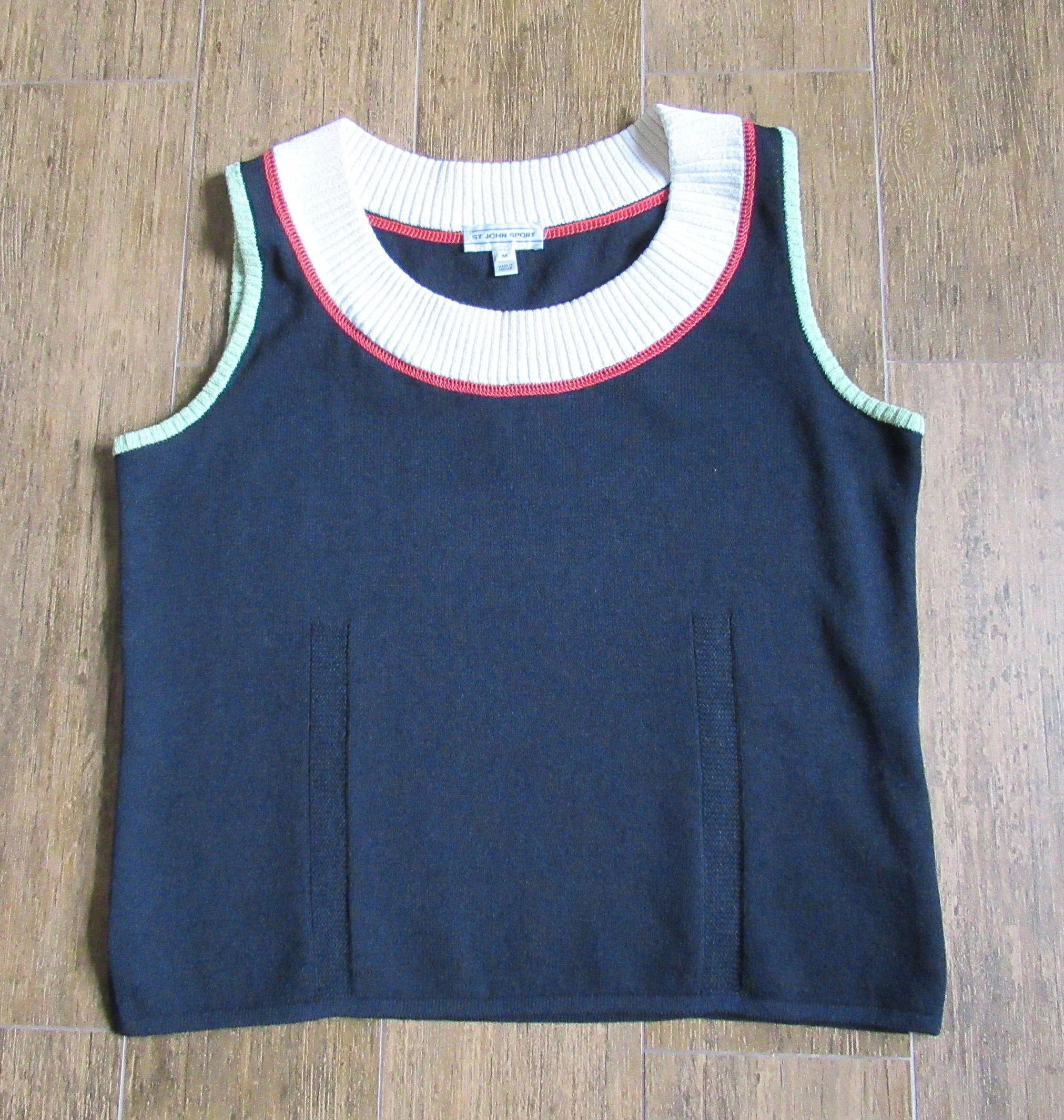St John Sport by Marie Gray Santana Knit Tank Top Sleeveless Black W White Sage Green Brick Red Scoop Neck Vintage by St John Sport By Marie Gray - Image 3
