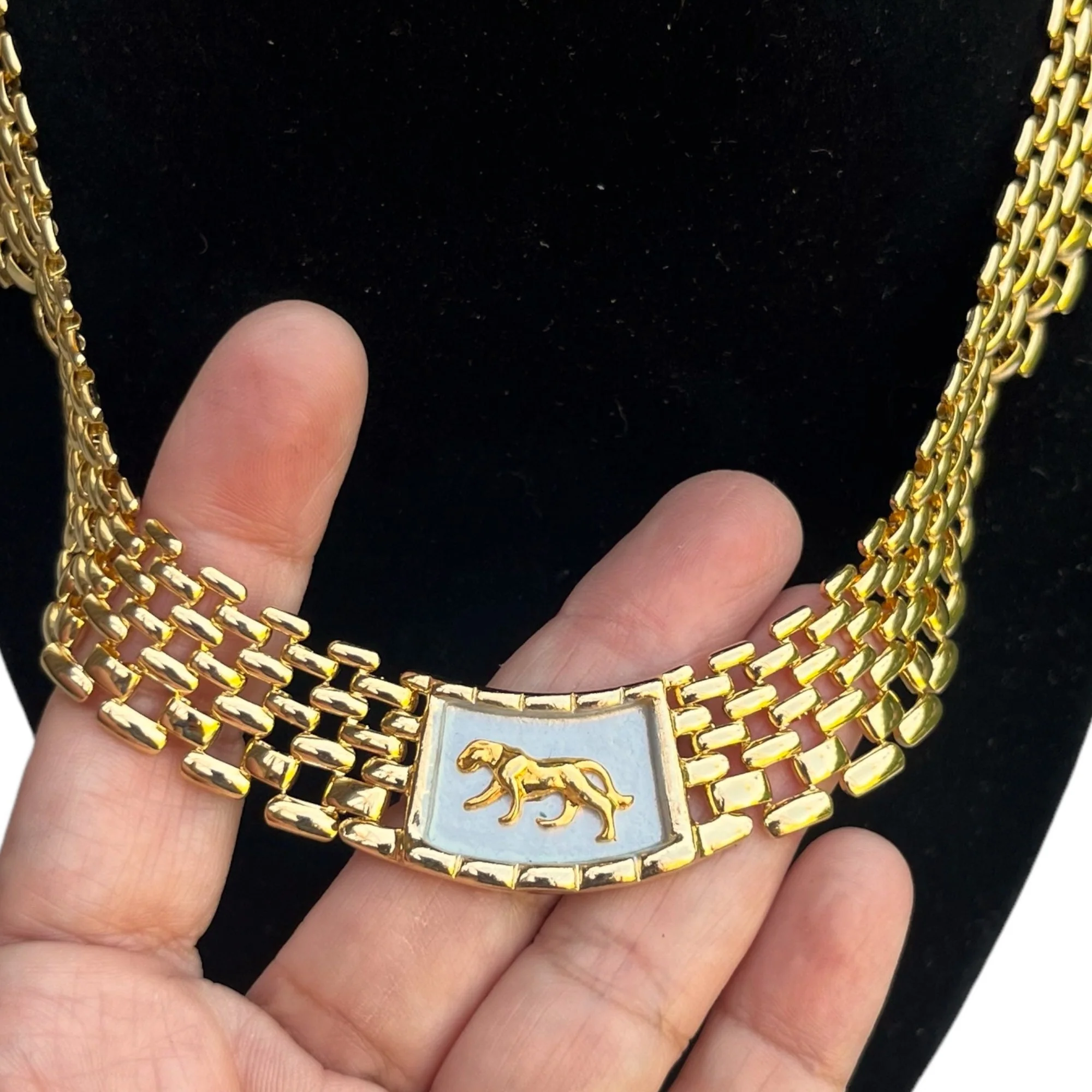 Striking Vintage Panther Chain Necklace 80s 90s Polished Link Silver Big Cat Pendant Choker Runway Couture - Image 2