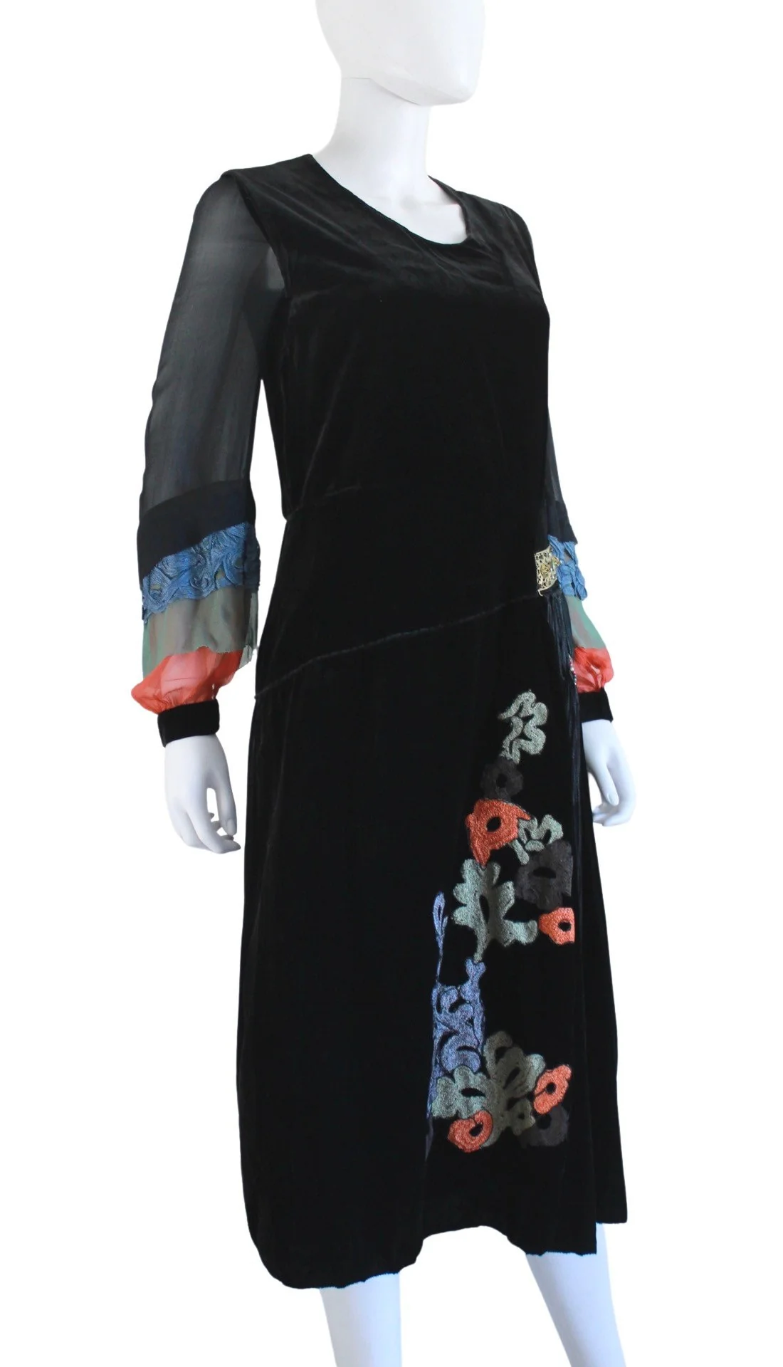 Stunning 20s Black Silk and Silk Velvet Two Piece Dress Set with Embroidery and Fringe Tassel - Image 7