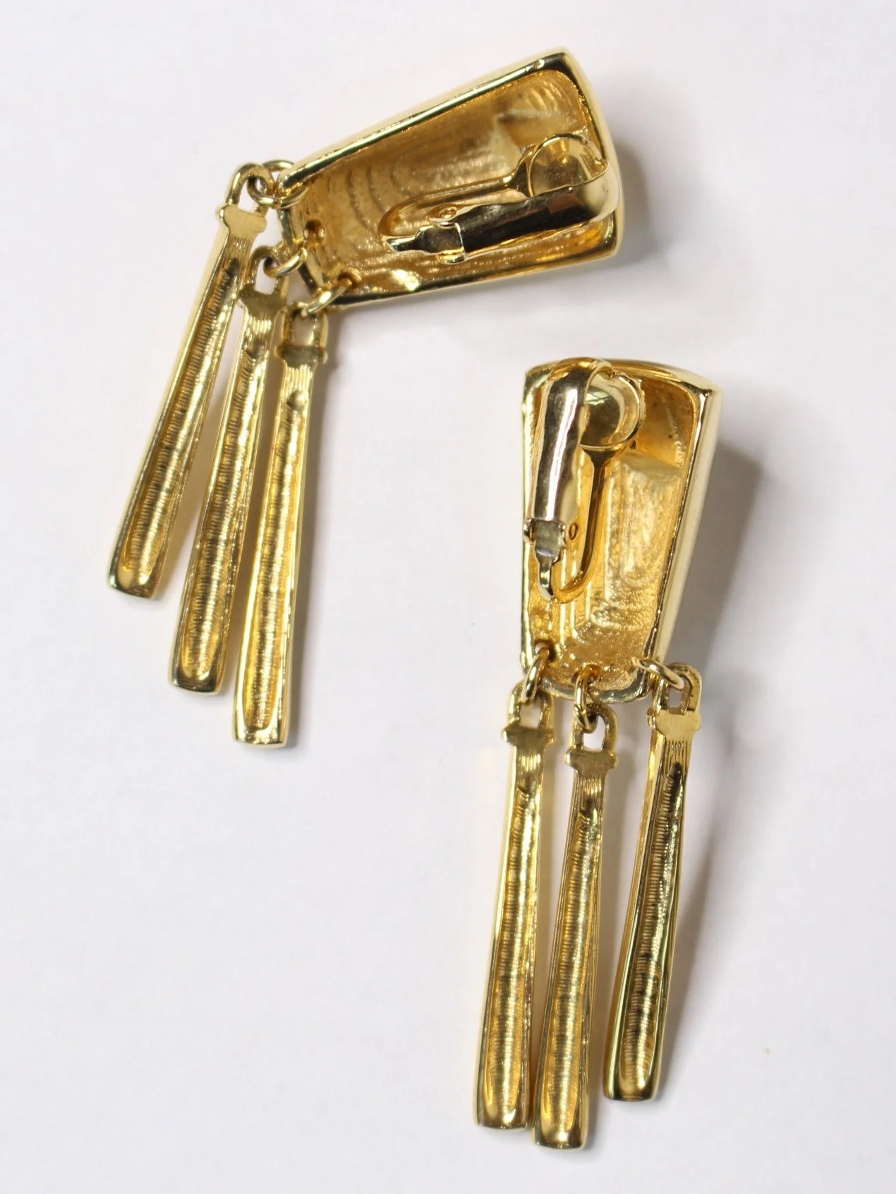 Stunning Vertical Bar Statement Earrings - Image 4
