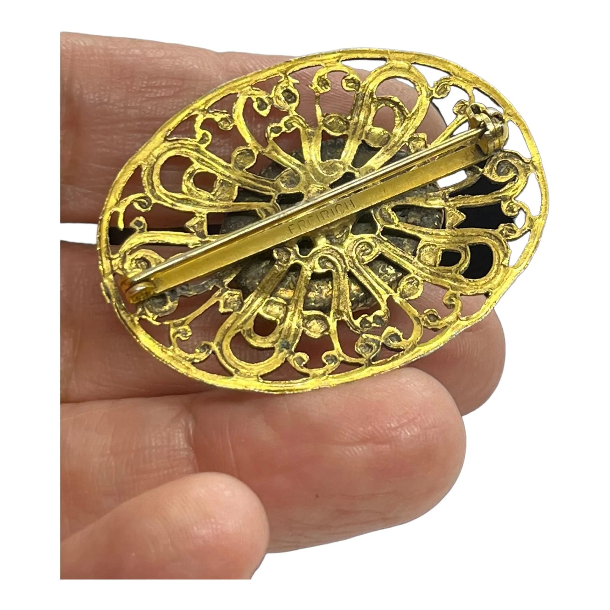 Sublime Vintage Freirich Gold Filigree Purple Rhinestone Brooch Pin 50s 60s Midcentury Art Nouveau Victorian Edwardian Revival Jewelry by Freirich - Image 3