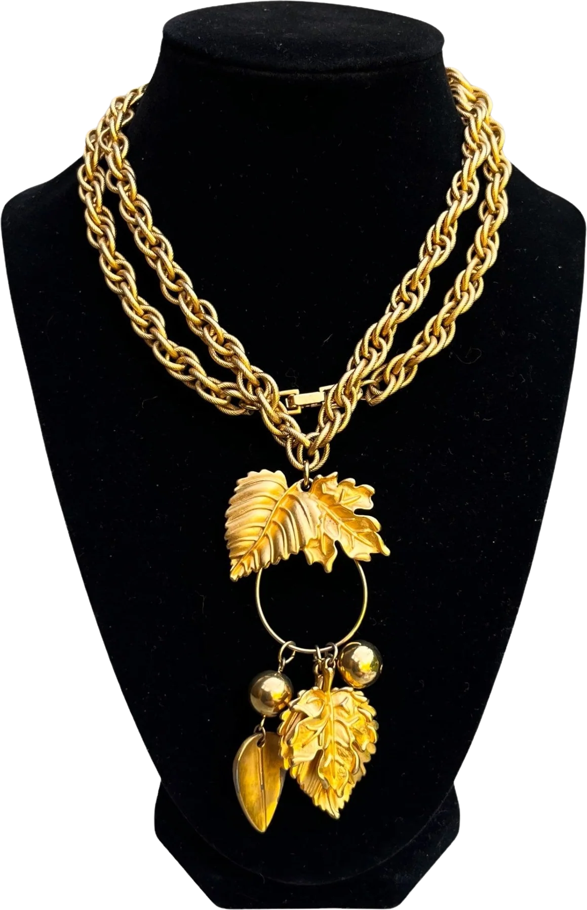 Sublime Vintage Napier Long Matte Gold Pendant Necklace 80s 90s Runway Heavy Rope Chain Leaf Charms by Napier