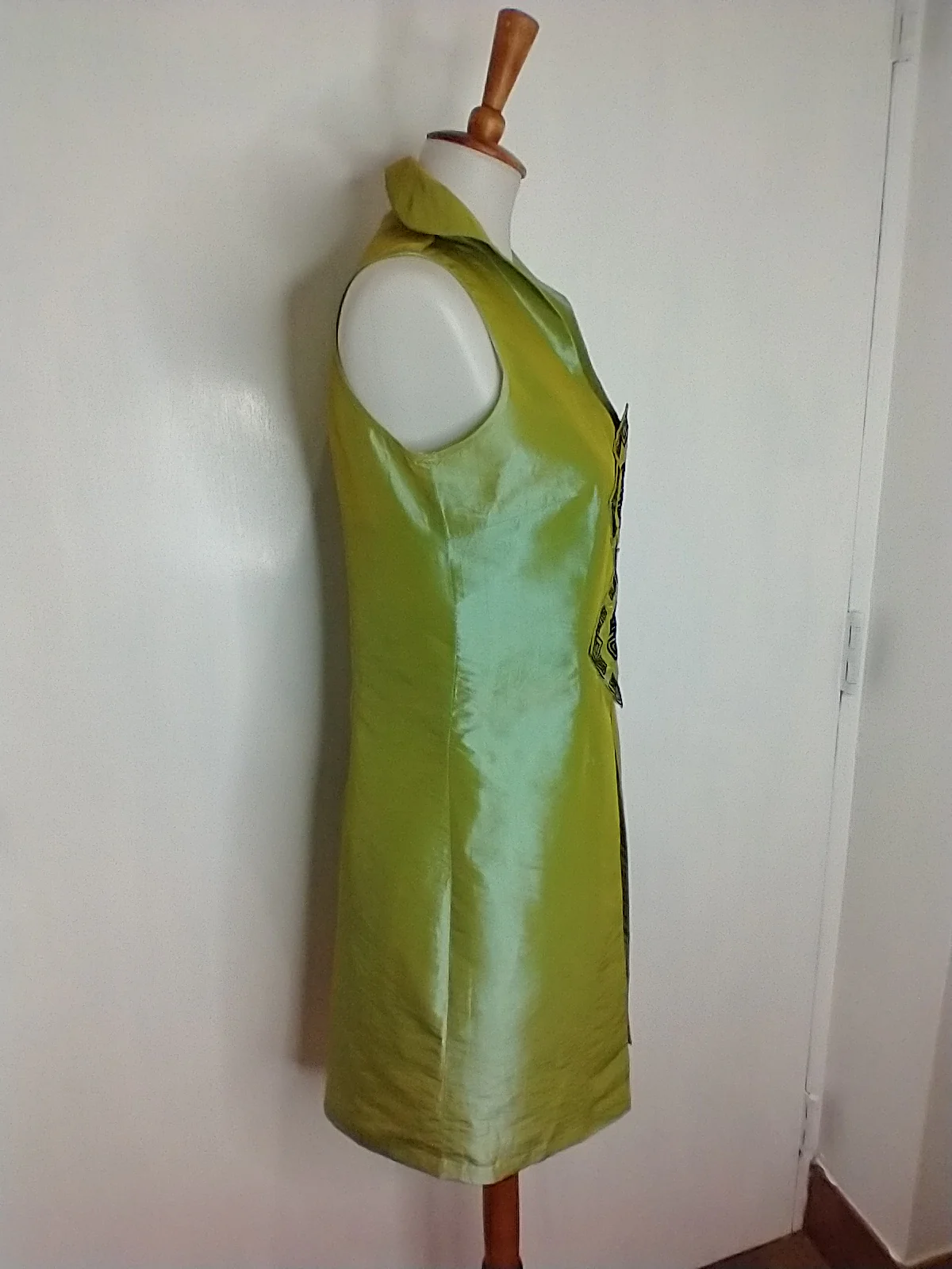 Super Heroine Tunic By Gia Hong - Image 4