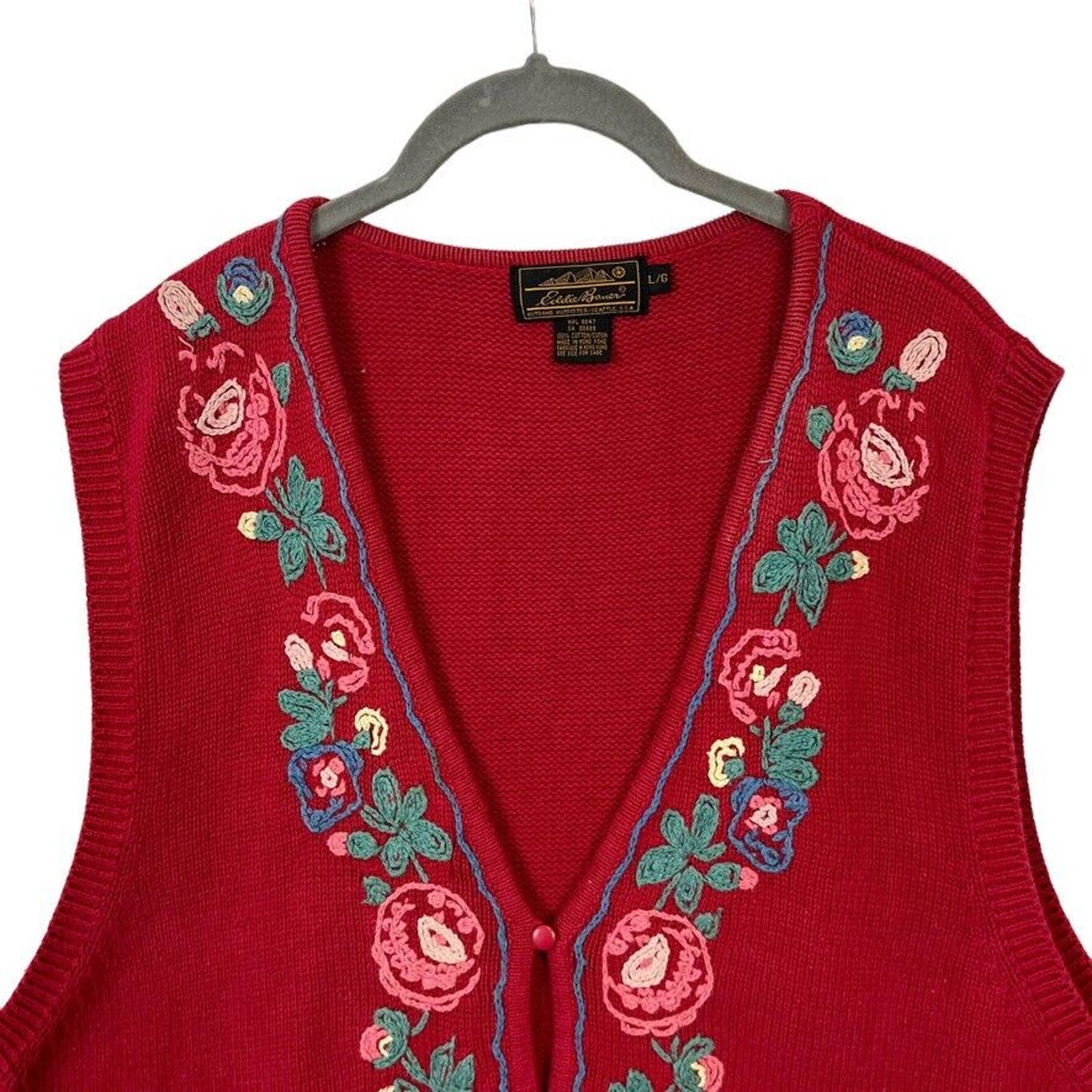 Sweater Vest Women Red Embroidered Flowers Vintage 90s Size Large L by Eddie Bauer - Image 4