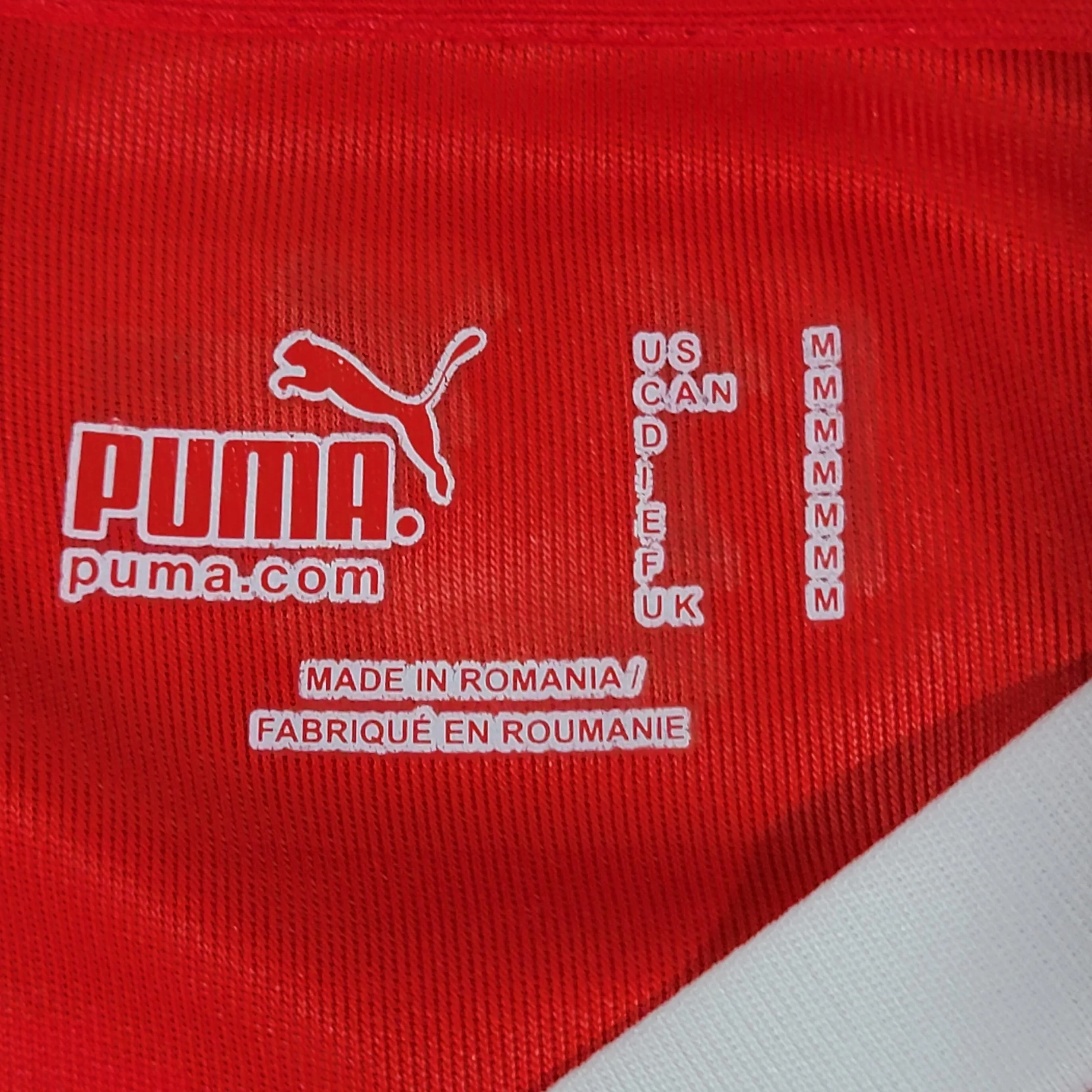 Switzerland Tranquillo Barnetta Puma Soccer Jersey Autographed Red Color Uniform Shirt Traditional Home Kit Size M by Puma - Image 7