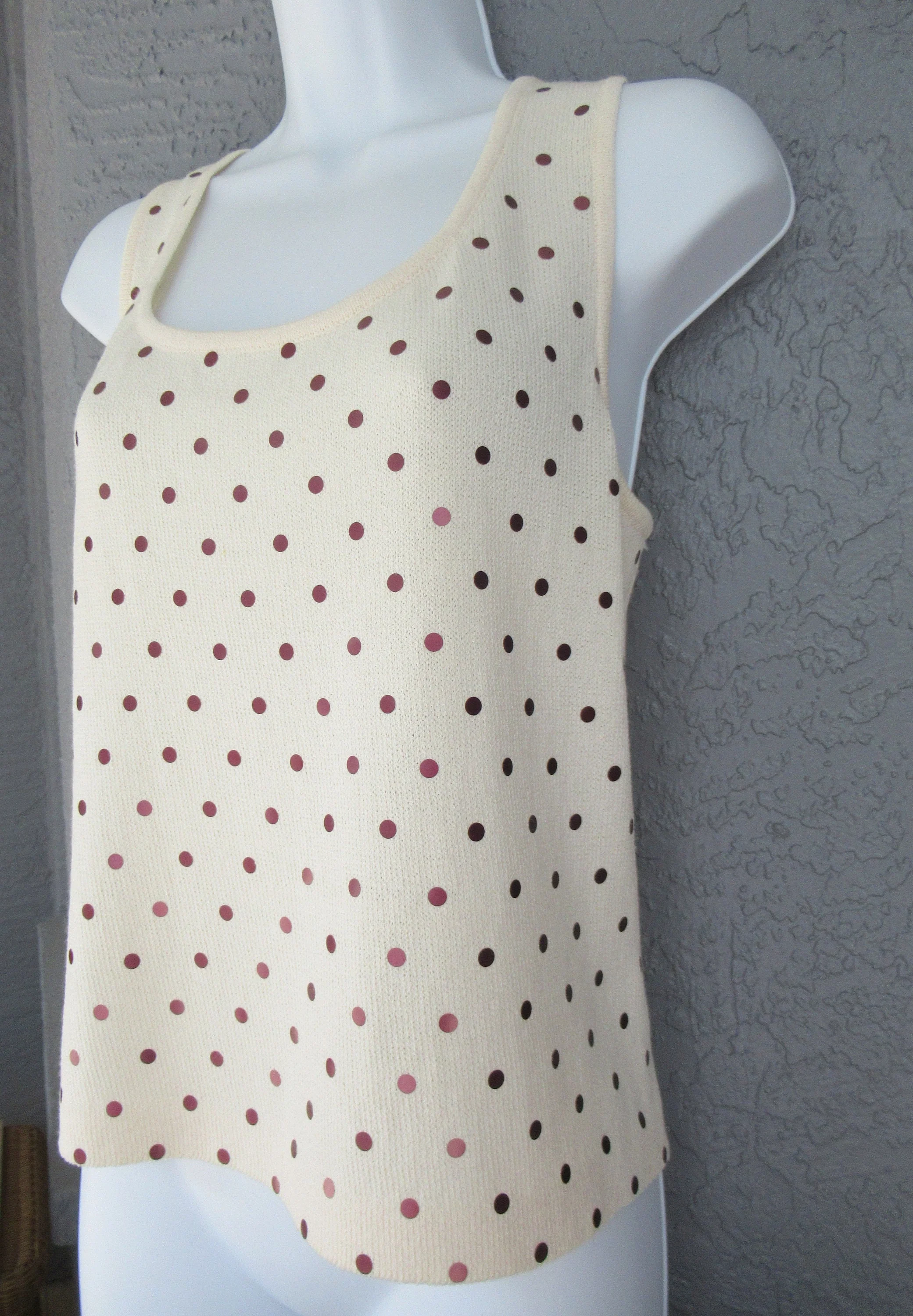 Sz 10 Tank Top 38 Bust Marie Gray Santana Knit White with Small Metallic Mauve Dots, Scoop Neck, 21 Inch Long, Made In Usa, Vtg by St John - Image 8