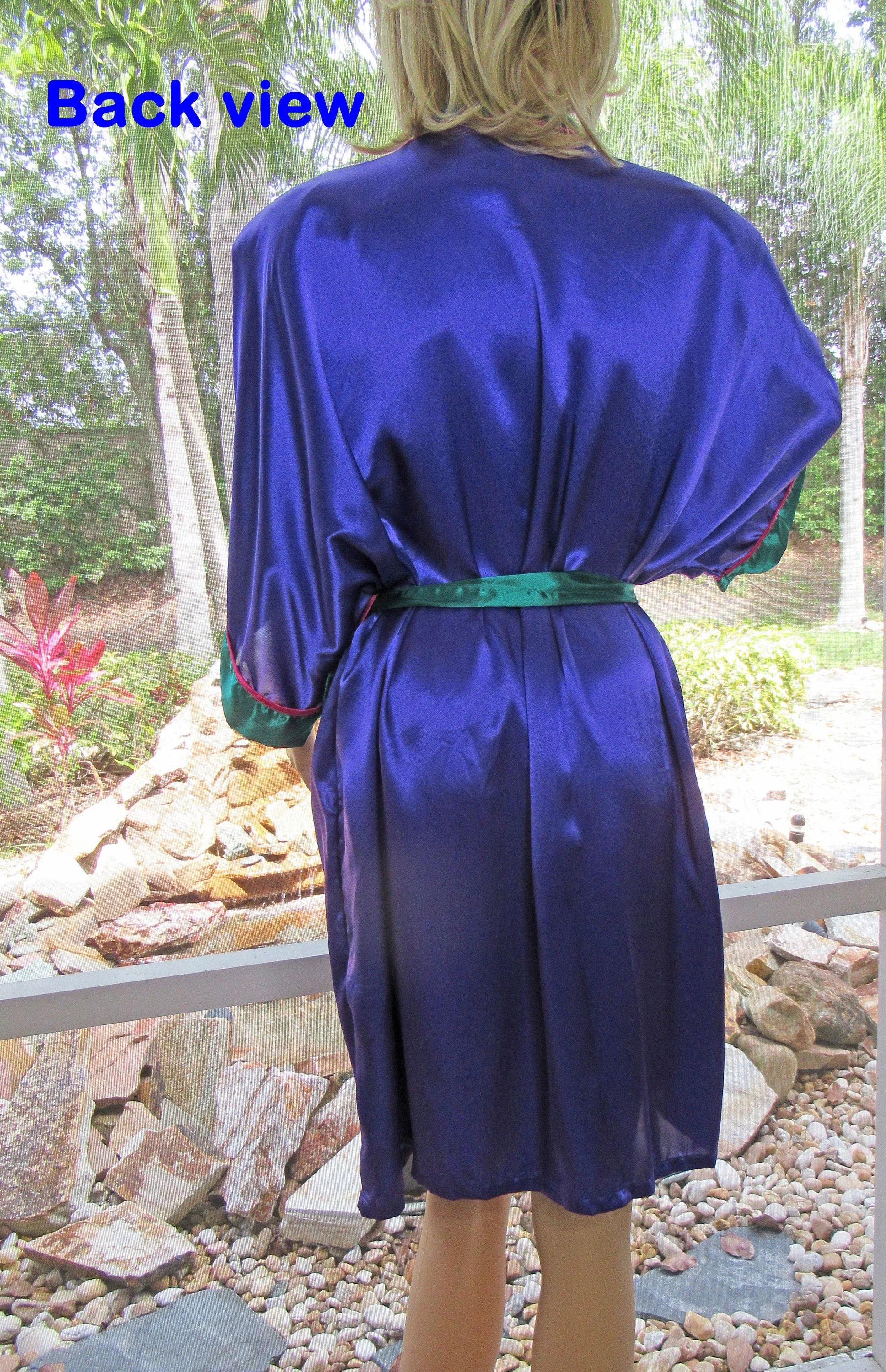 Sz L Faye Wrap Front Robe Plus Removable Self Belt Polyester, Purple, Green, Pink, Wide Sleeve, Wear Open Front Or Wrap, 2 Side Pockets Vtg - Image 10
