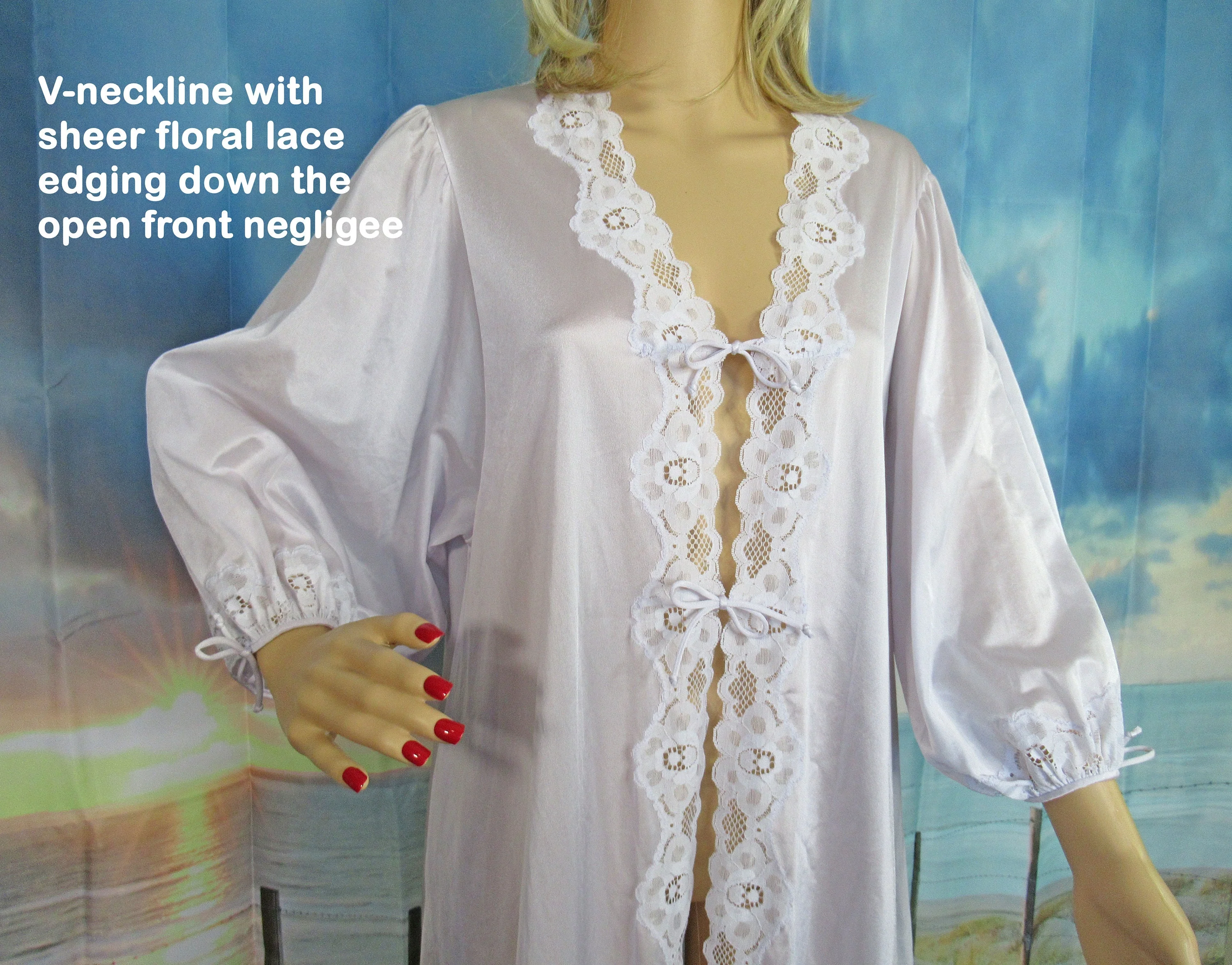 Sz Med Robe Flair Negligee Style Open Front Pastel Lavender Nylon, Lace and Ties, Made In Usa, Full Sleeve, Older Ilgwu Union Tag, Vtg - Image 2