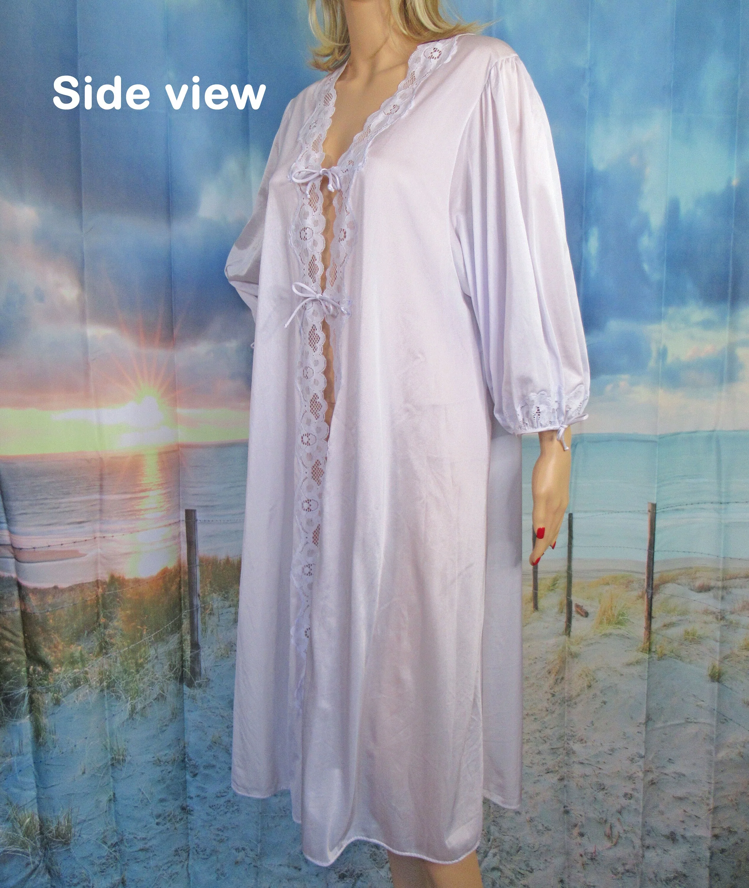 Sz Med Robe Flair Negligee Style Open Front Pastel Lavender Nylon, Lace and Ties, Made In Usa, Full Sleeve, Older Ilgwu Union Tag, Vtg - Image 6