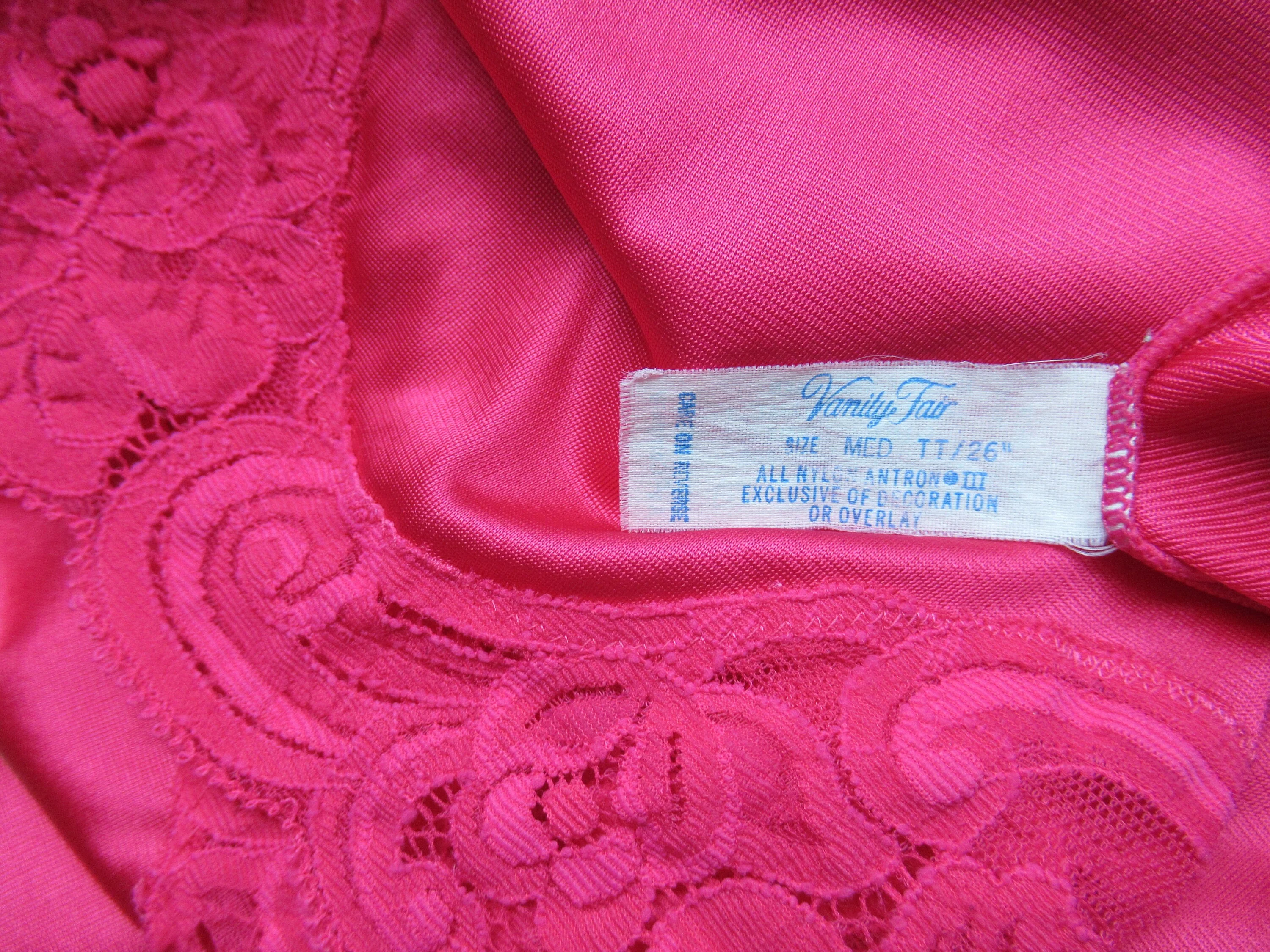 Sz Medium Nylon Half Slip Cherry Red 3 Inch Scalloped Edge Floral Lace Hem Knee Length 24 - 31 Inch Waist Made In Usa Vtg by Vanity Fair - Image 7