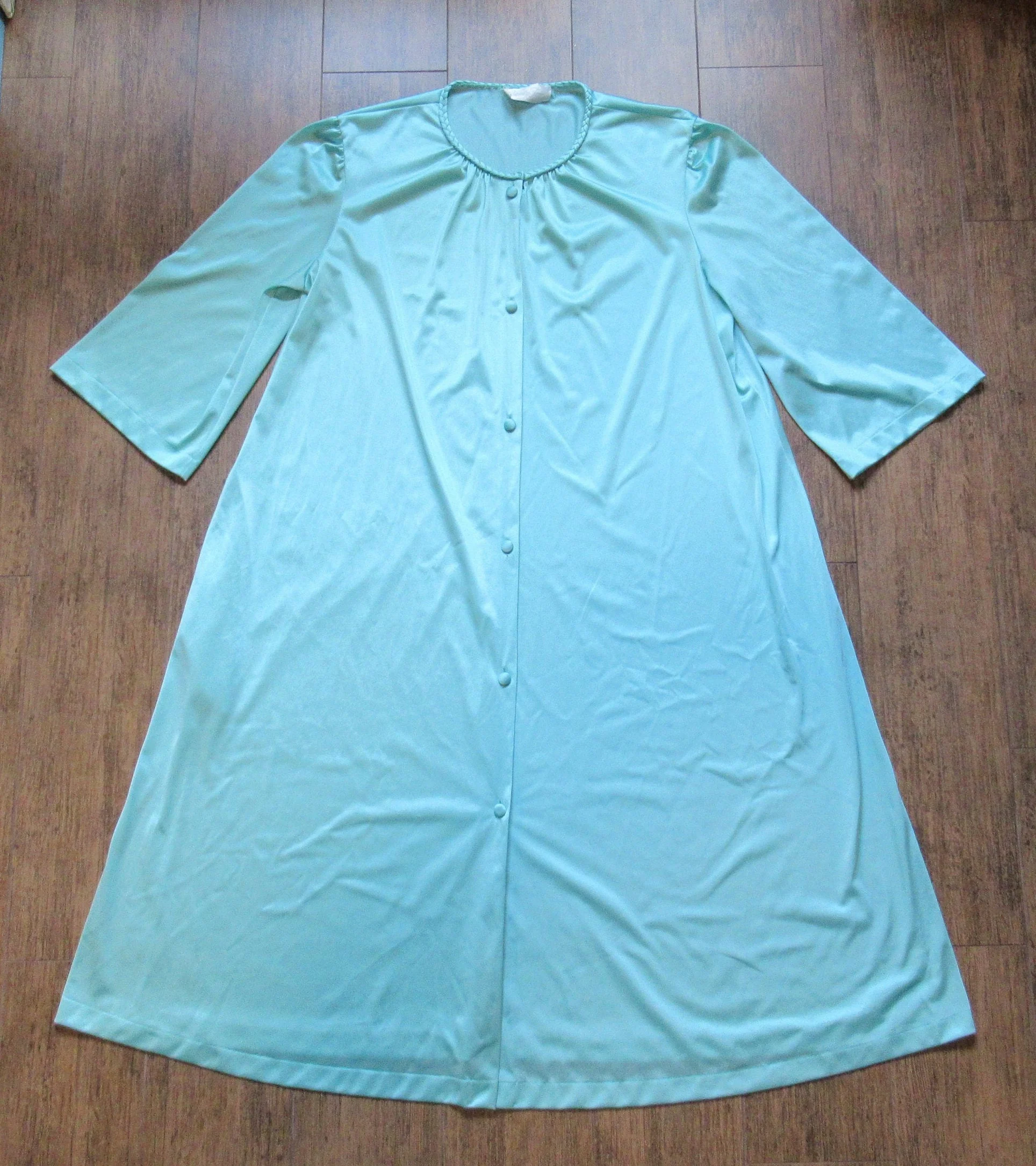 Sz S Robe 43 Bust A-Line Shape Cloth Covered Front Buttons Teal Nylon Knee Length Elbow Length Sleeves Top Braid Trim Vtg by Vanity Fair - Image 4