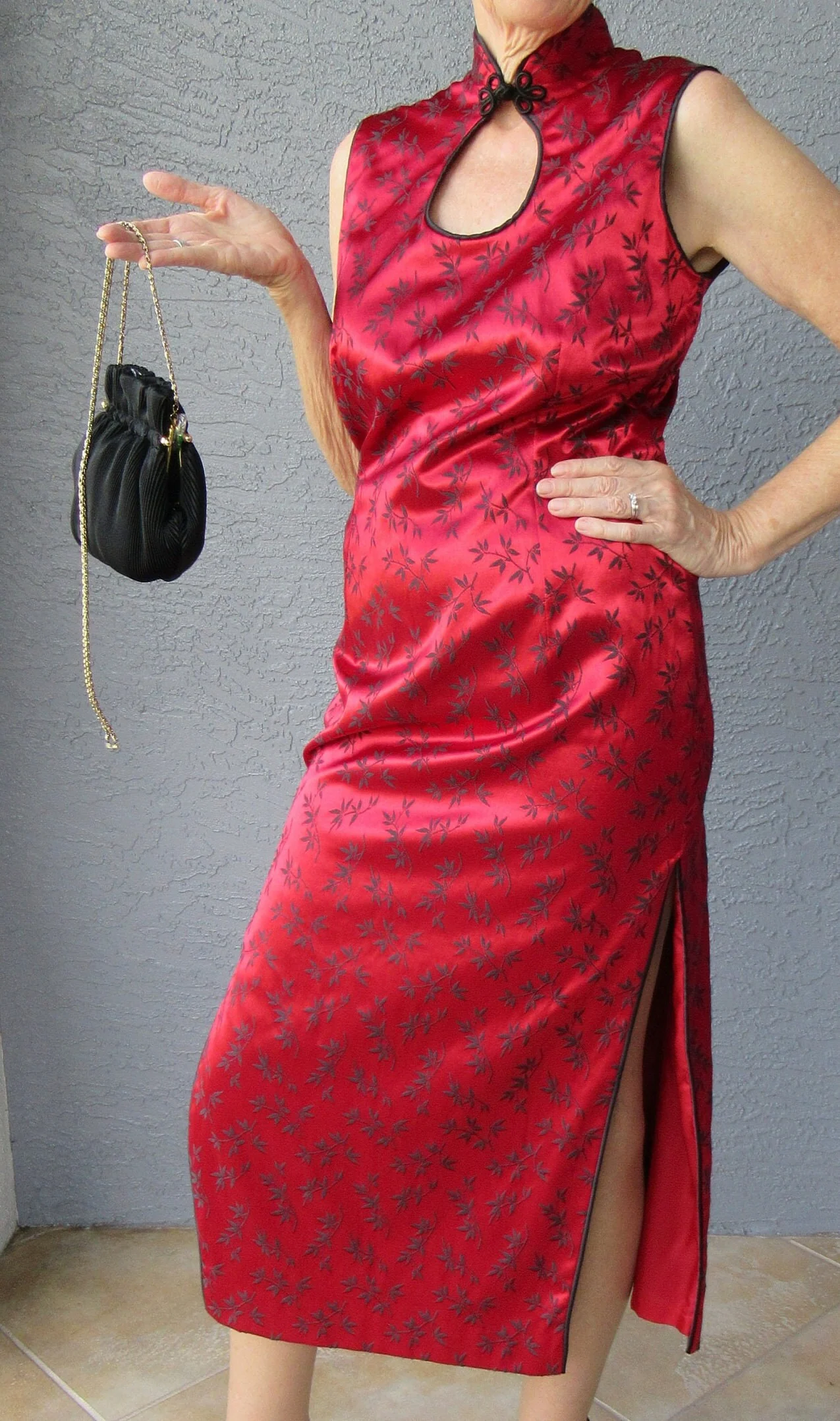 Sz S Style Cheongsam Dress 38 Inch Bust Traditional Bright Red/black Bamboo Print, Lined, Frog Clasp, 2 Deep Side Slits, Vtg - Image 8