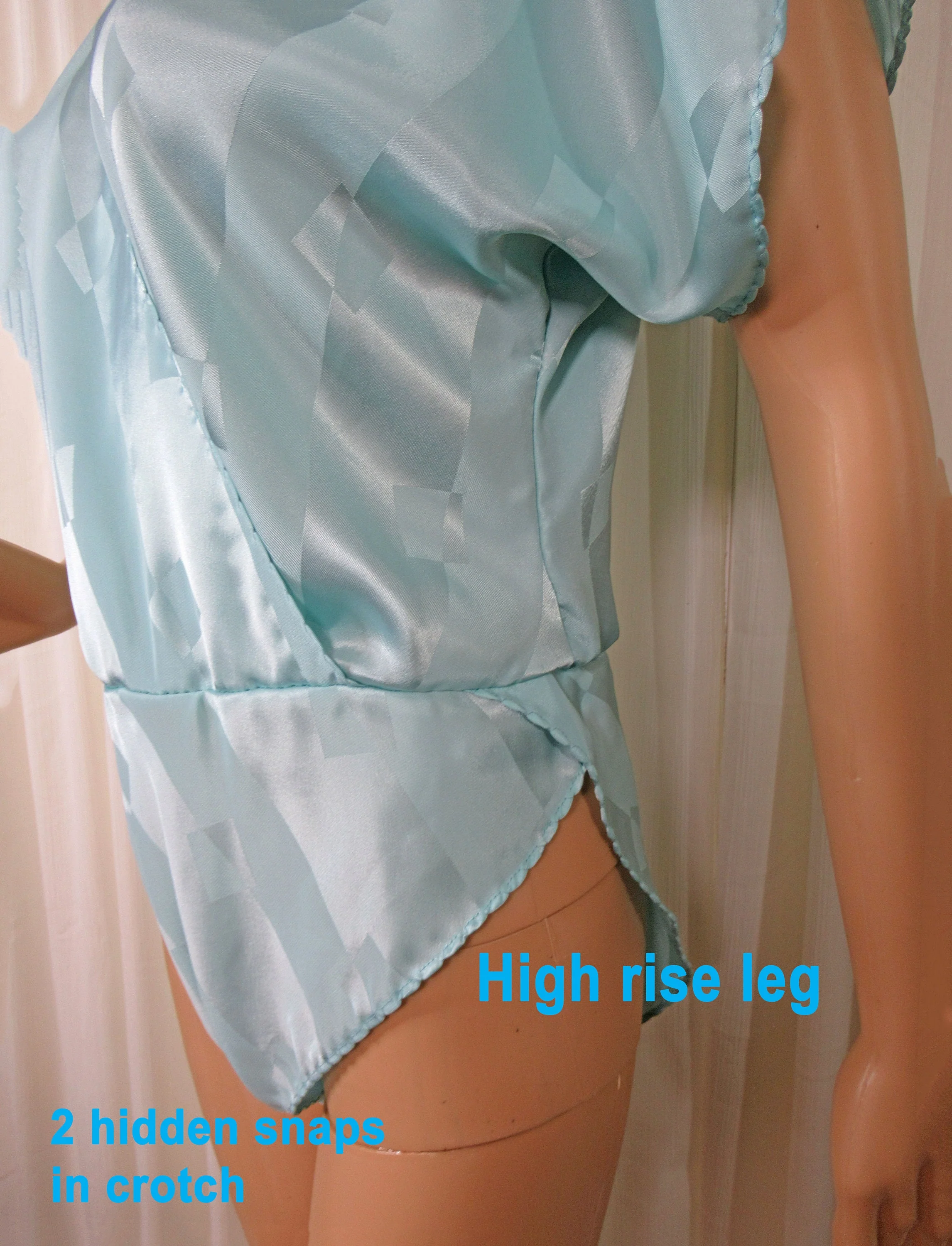 Sz S Teddy 36 Bust, Polyester, Low V-Neckline, Lindsey Roscoe for Farr West Pastel Green Short Sleeve, High Rise Leg, Made In Usa, Vtg - Image 7