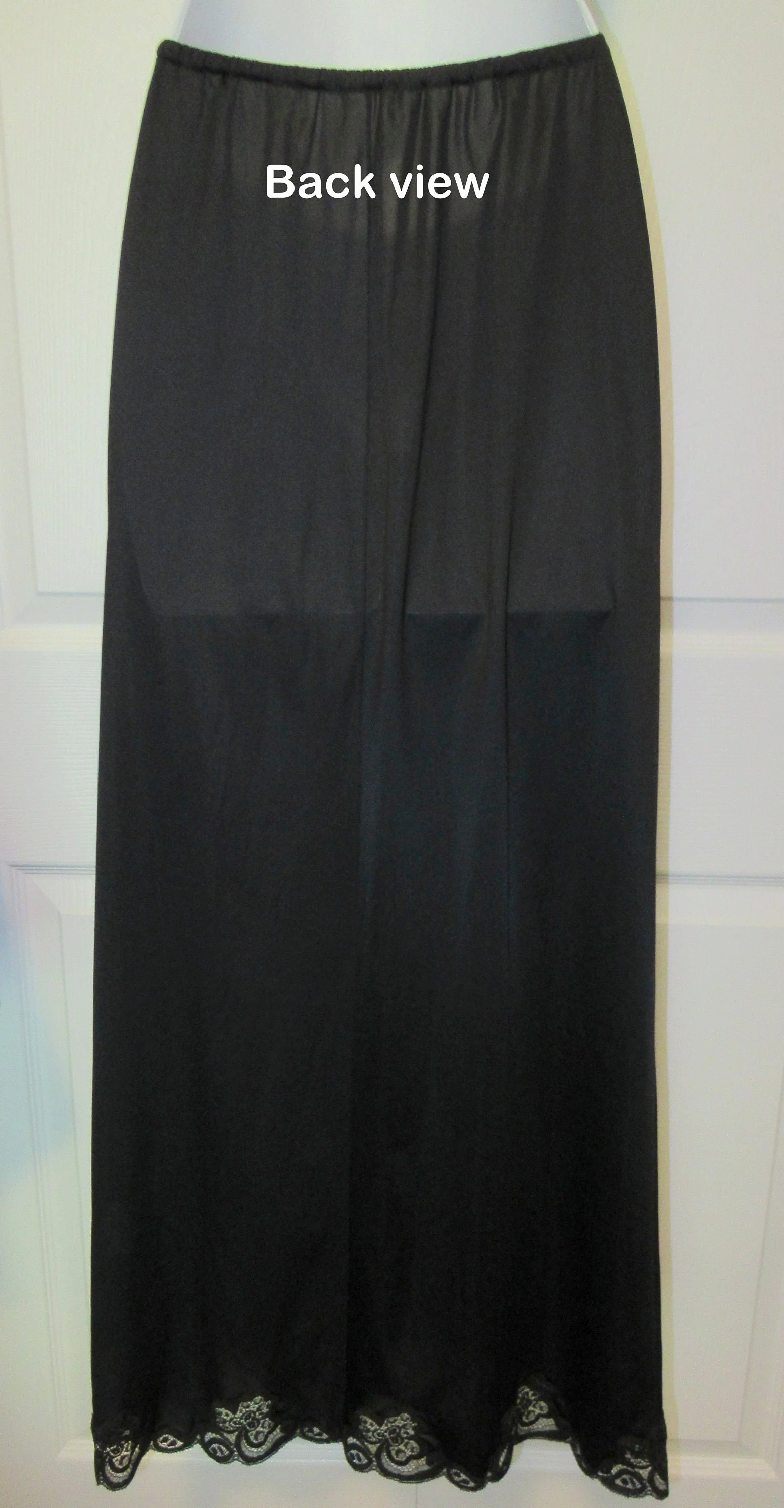 Sz Small Long Half Slip 50s Lingerie Treat Side 10 Inch Lace Trim Slit Black Nylon Floral Lace Hem Made In Usa Vtg Chic by Kayser - Image 8