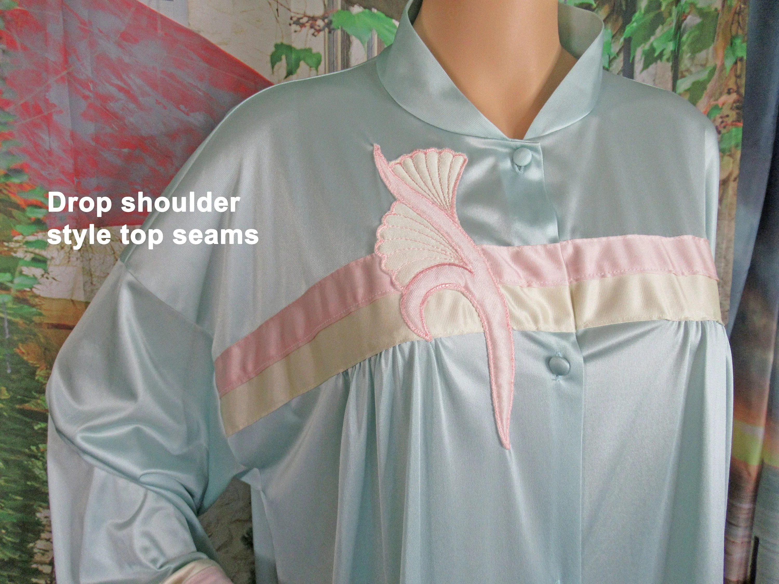 Sz Xl Robe 48 Inch Bust Nylon Button Front Teal Blue with Pink and Yellow Front Applique Trim, Knee Length, Made In Usa Vtg by Vanity Fair - Image 7