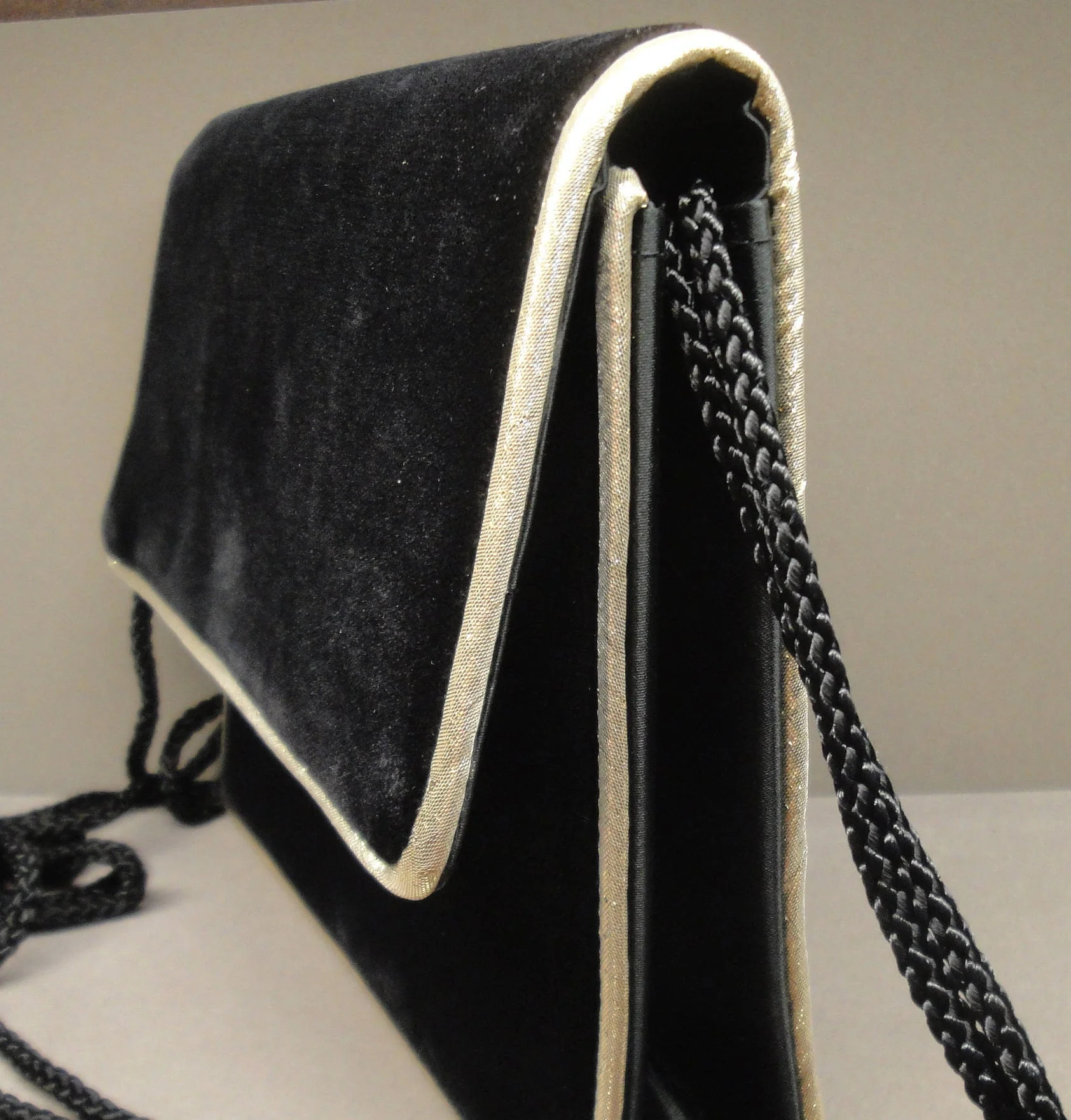Talbots Black Velvet Purse with Gold Lame Edges Front Flap From 1989 - Image 5