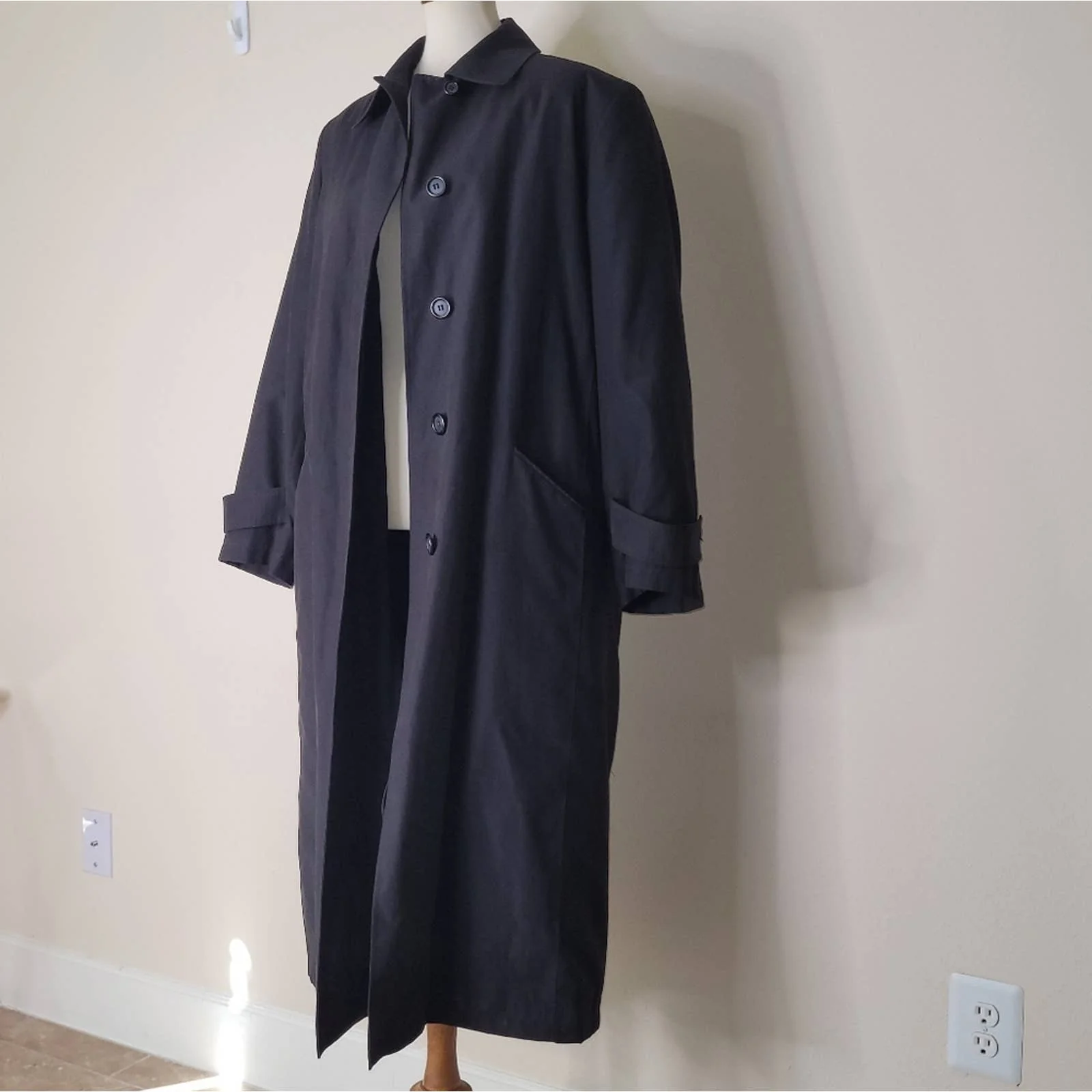 The Delta Collection Black Collared Button-Down Coat - Sz. 14/xl by Delta - Image 5