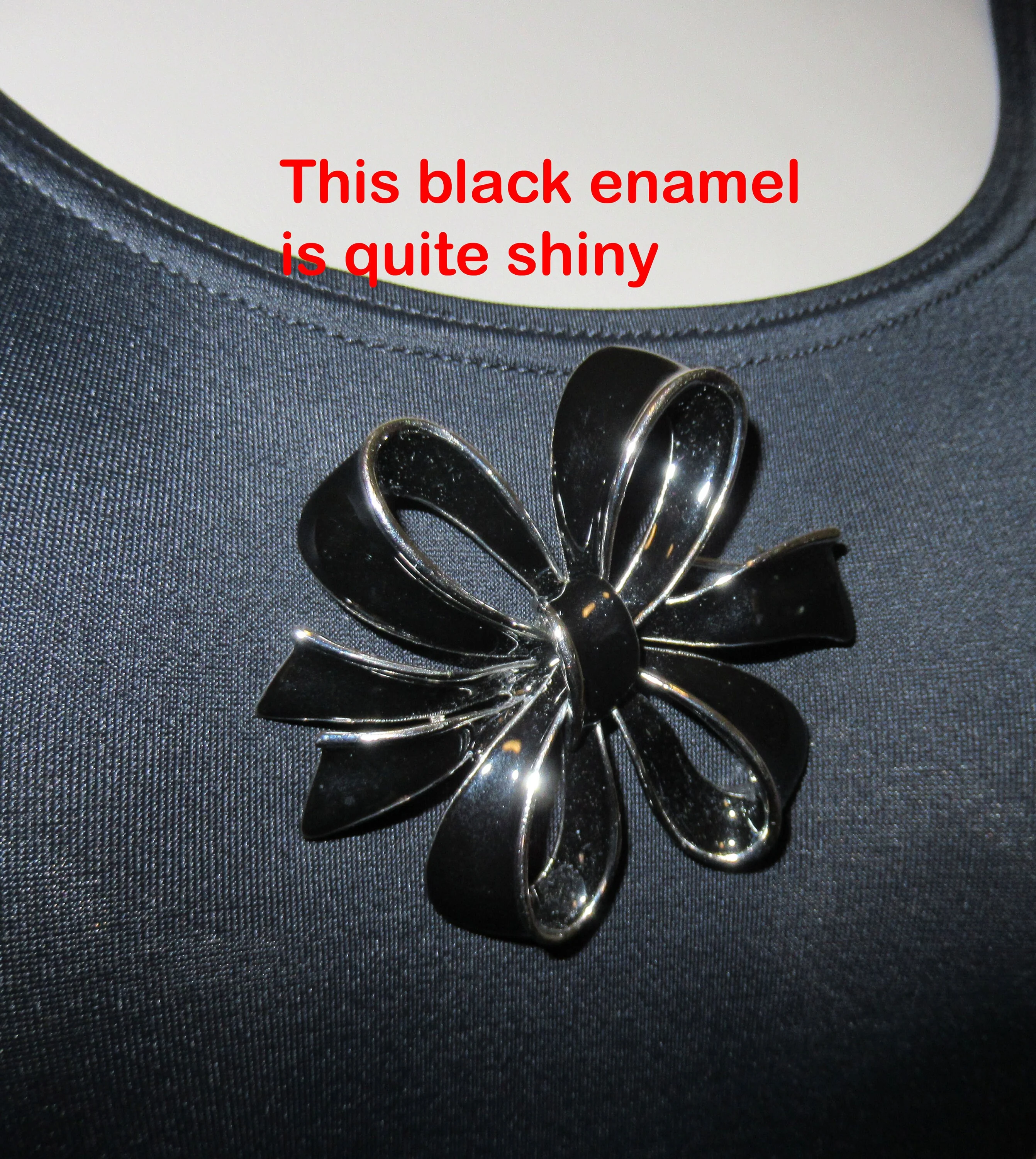 Tied Bow Style Brooch Black Enamel and Silver Tone Edge Unsigned 2 and 1/4 by 2 and 1/4 Inch Rolling C Back Clasp Classic Style / Color - Image 9