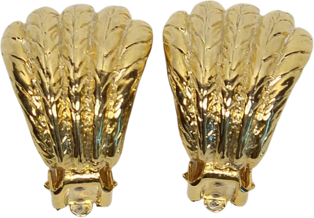 Timeless Halfhoop Clip-On Statement Earrings with Feathered Texture Finish