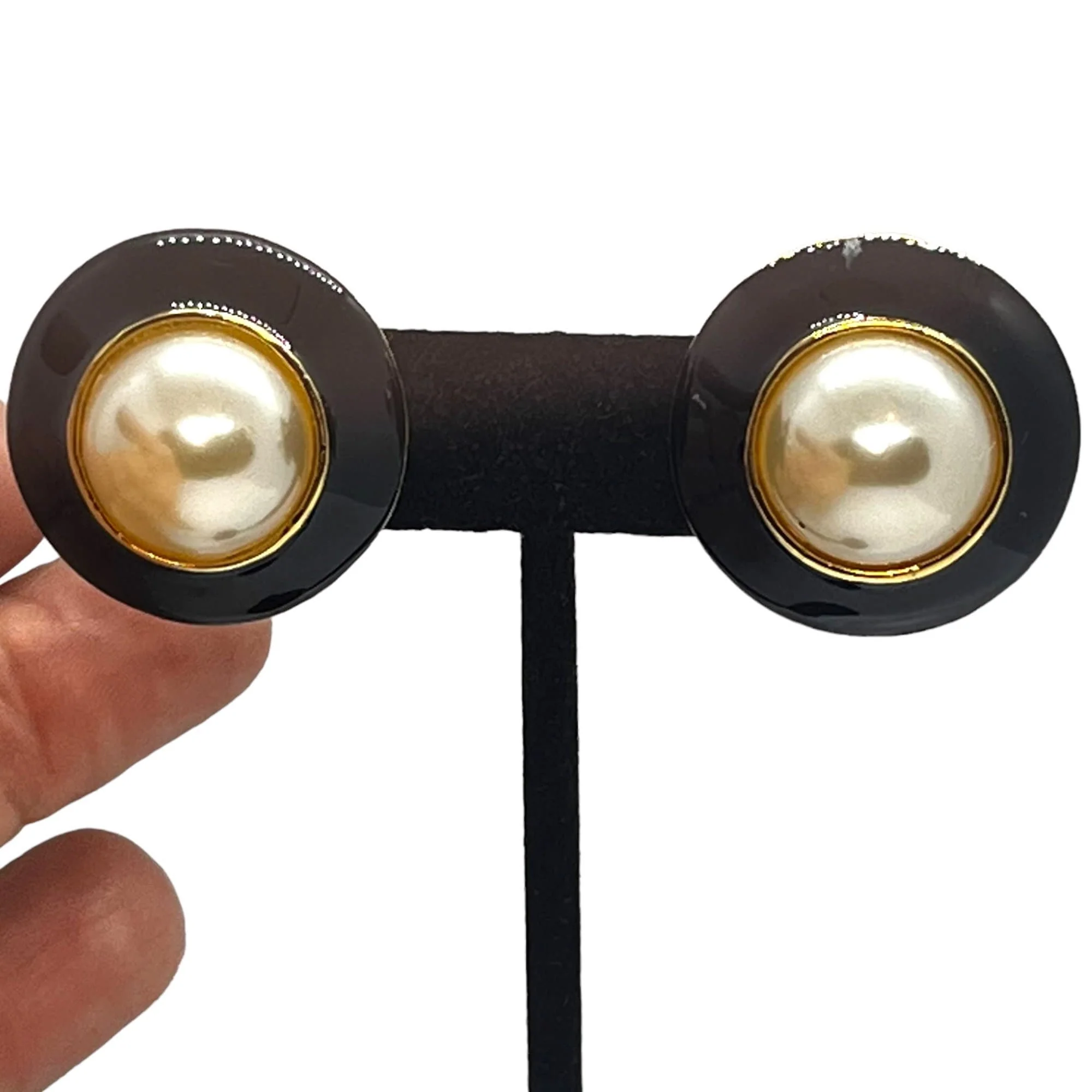 Timeless Vintage Black and White Pearl Dome Earrings 80s 90s Runway Couture Gold Tone Enamel Quality - Image 3