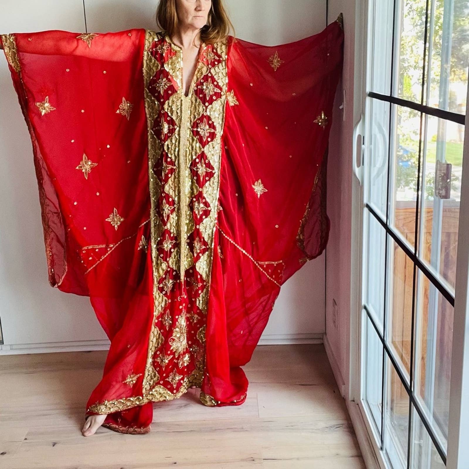 Traditional Khaleeji Thobe Dress Red Gold Sequin - Image 12