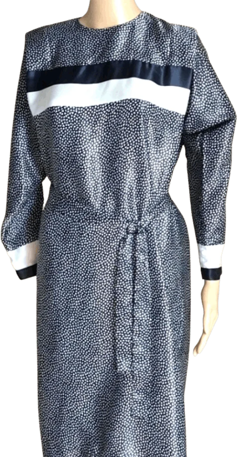 80's Silky Black and White Triangle Printed Shift Dress by Petites By R&K