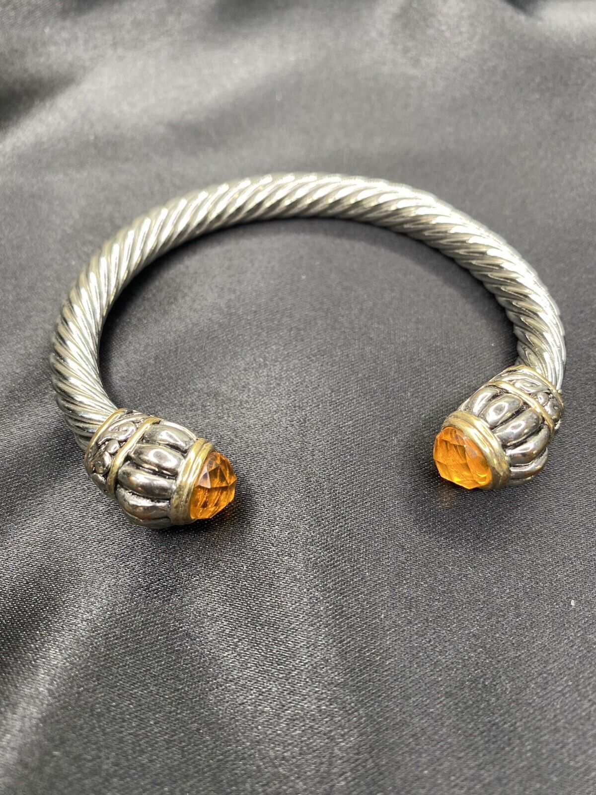 Twisted Cable Cuff Bracelet Silver Tone with Cabochon Ends Nwot - Image 2
