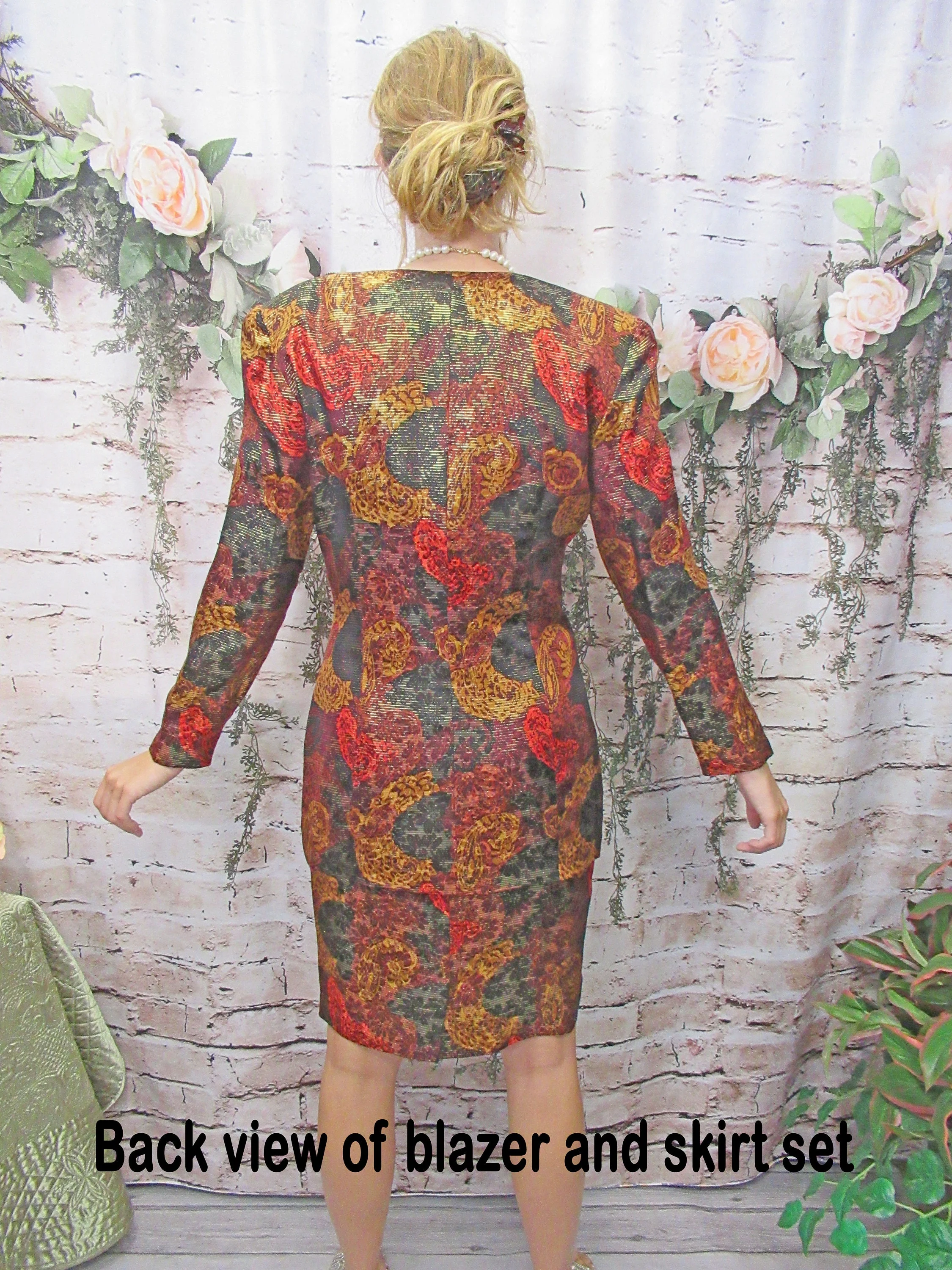 Two Piece Silk Suit Gillian Logo 80s Paper Hang Tag Tunic Length Blazer and Slim Skirt Floral with Gold Metallic Thread Made Korea by Gillian - Image 10