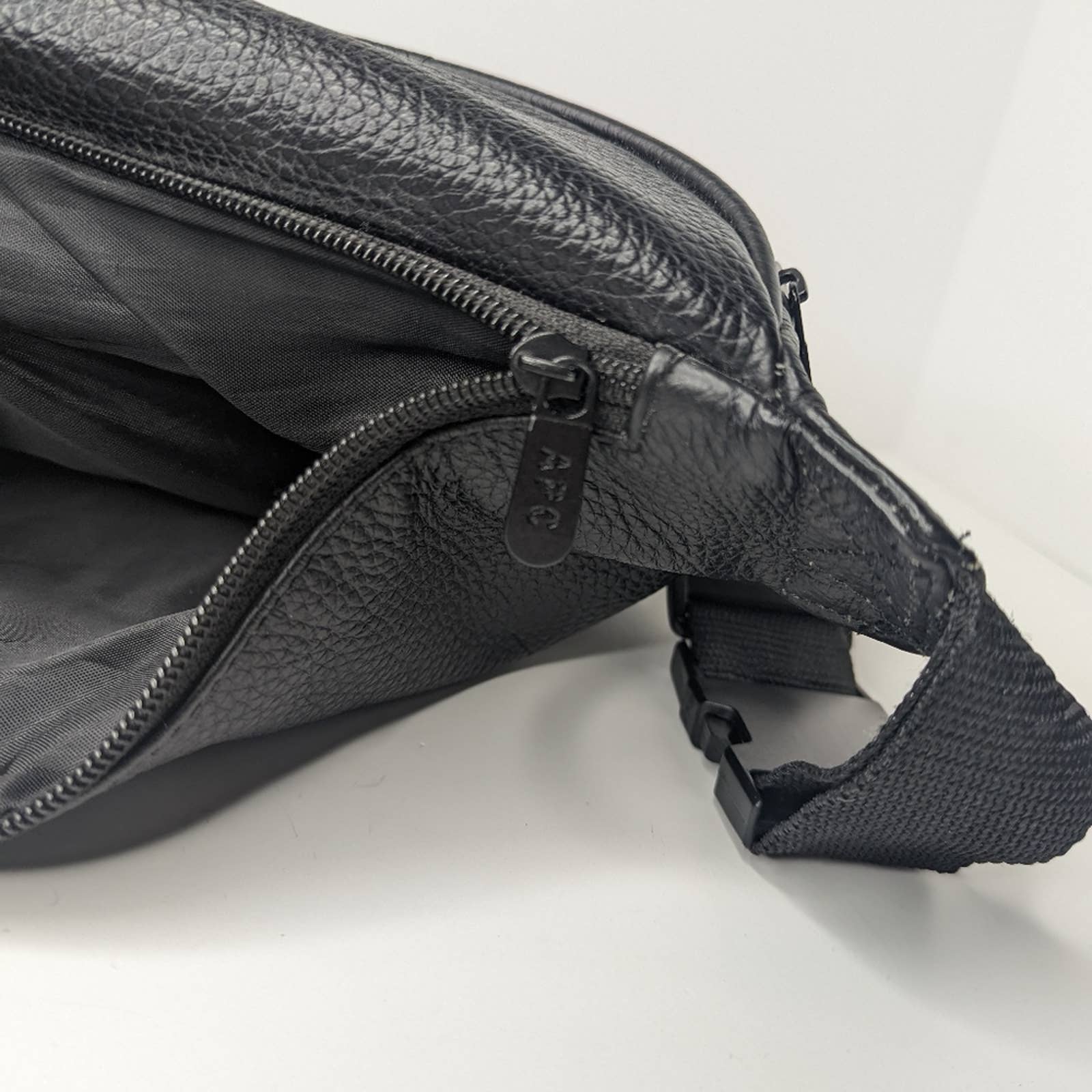 Vintage Apc Black Leather Bum Bag Fanny Pack Xl By APC - Image 10