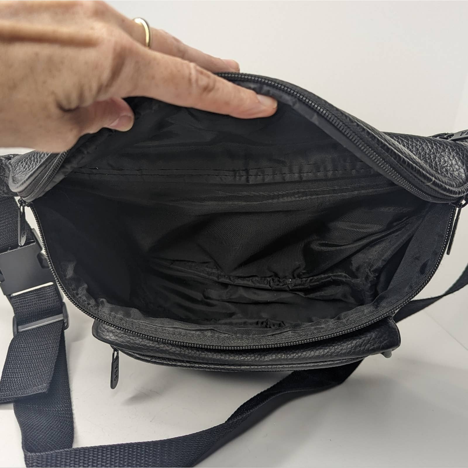 Vintage Apc Black Leather Bum Bag Fanny Pack Xl By APC - Image 12