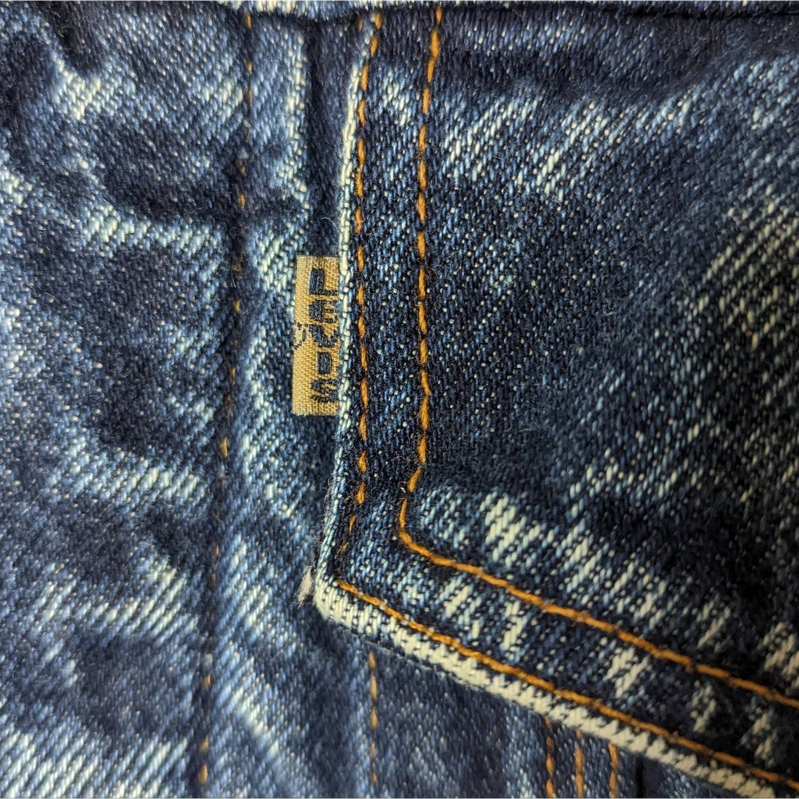 80s 80s Acid Washed A2 Bomber Jacket Corduroy By Levi's - Image 11