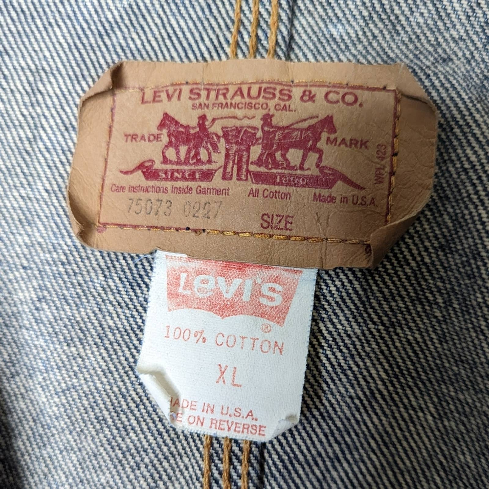 80s 80s Acid Washed A2 Bomber Jacket Corduroy By Levi's - Image 13