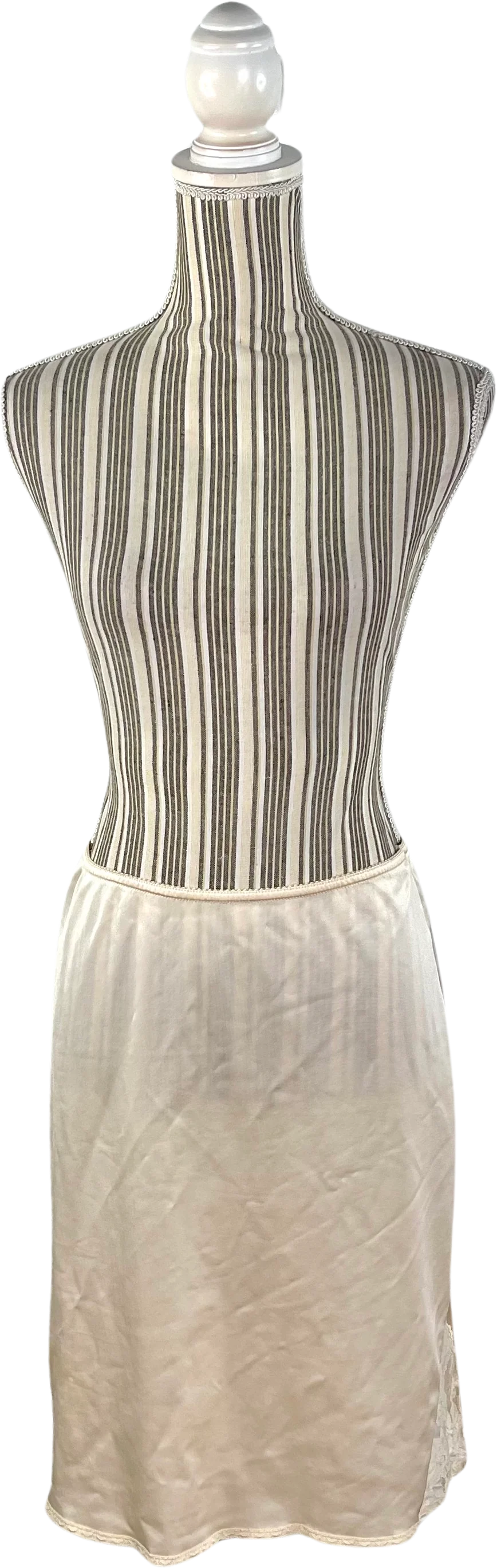Union Made Cream Satin Skirt Skip By Maidenform