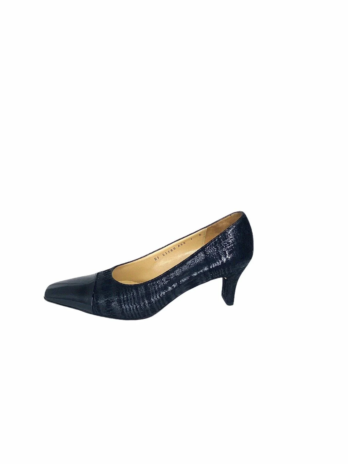 Us 7b Classic Pumps Shoes Black Patent Leather 3” Heels by Salvatore Ferragamo - Image 3